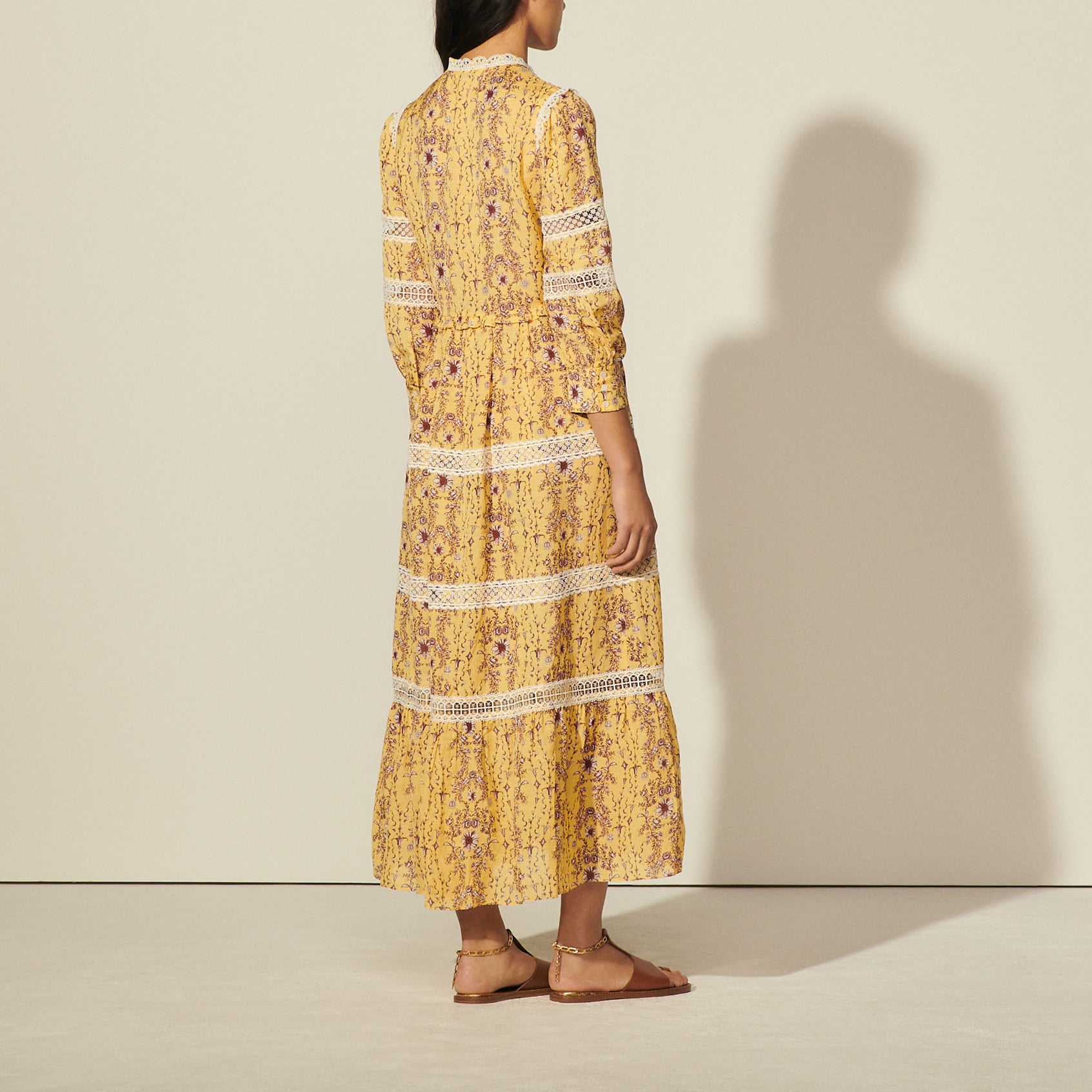 Robe longue imprimée et jeu de galons Sandro seconde main