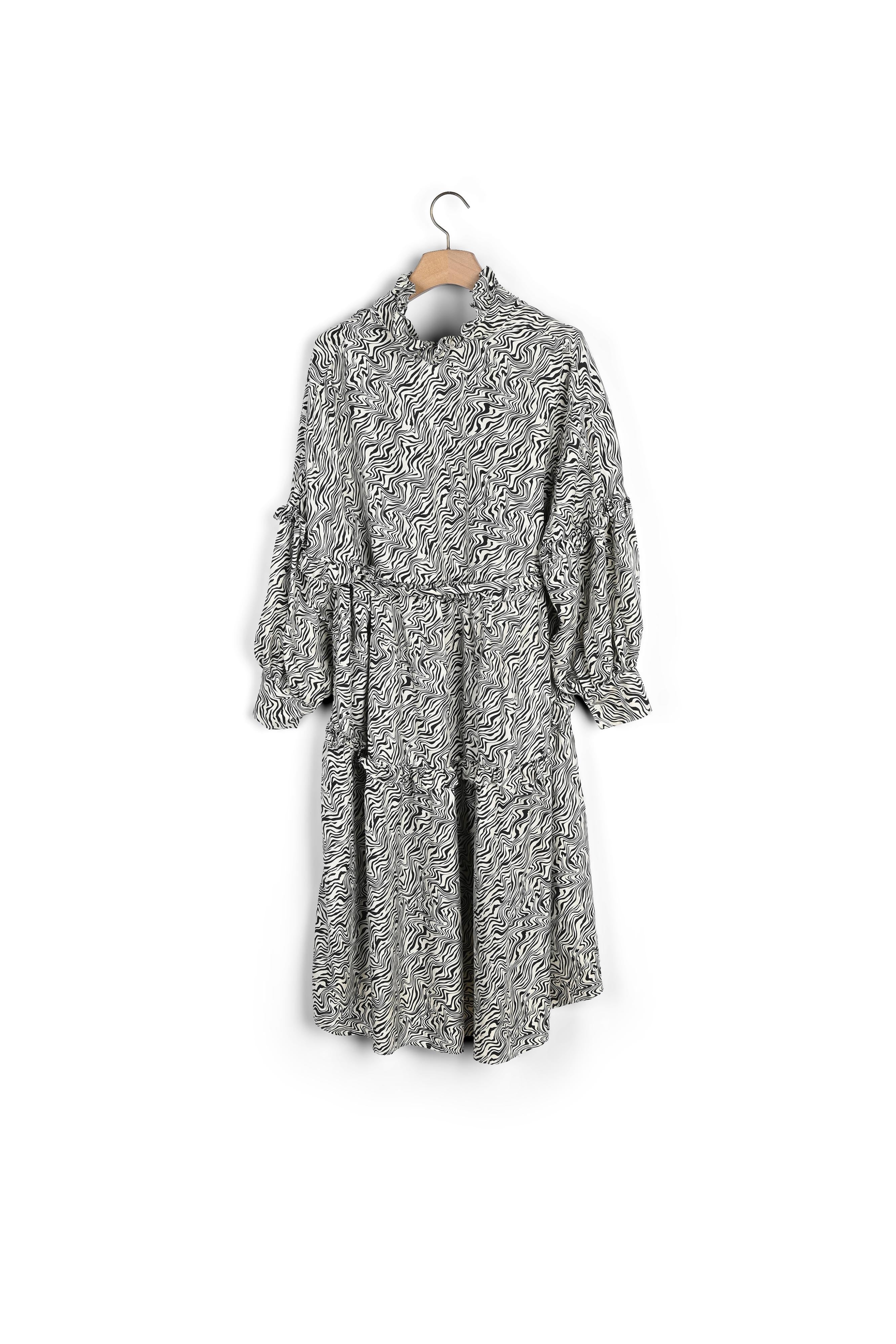 Robe imprimée oversize en soie Sandro seconde main