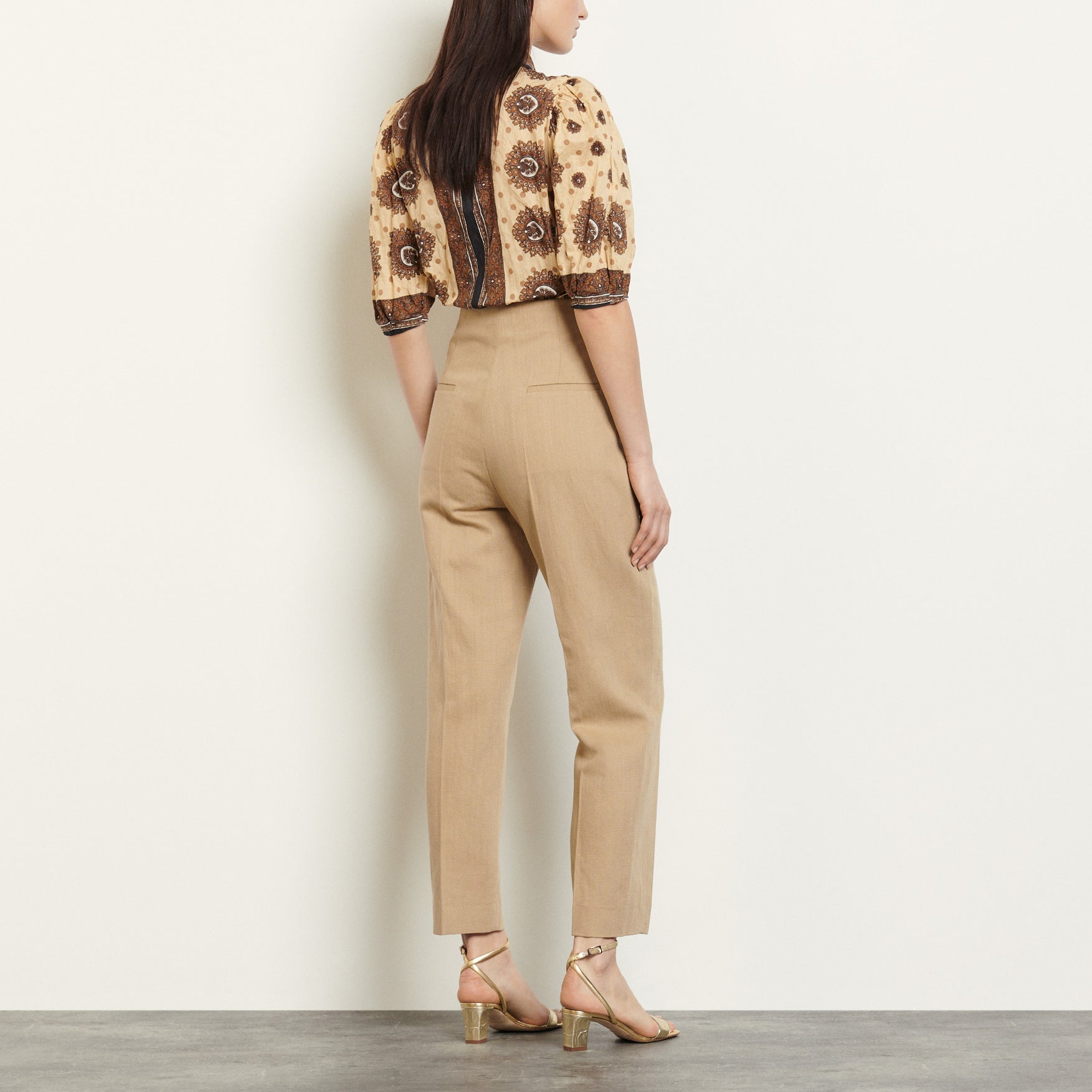 Pantalon taille haute avec boutons Sandro seconde main