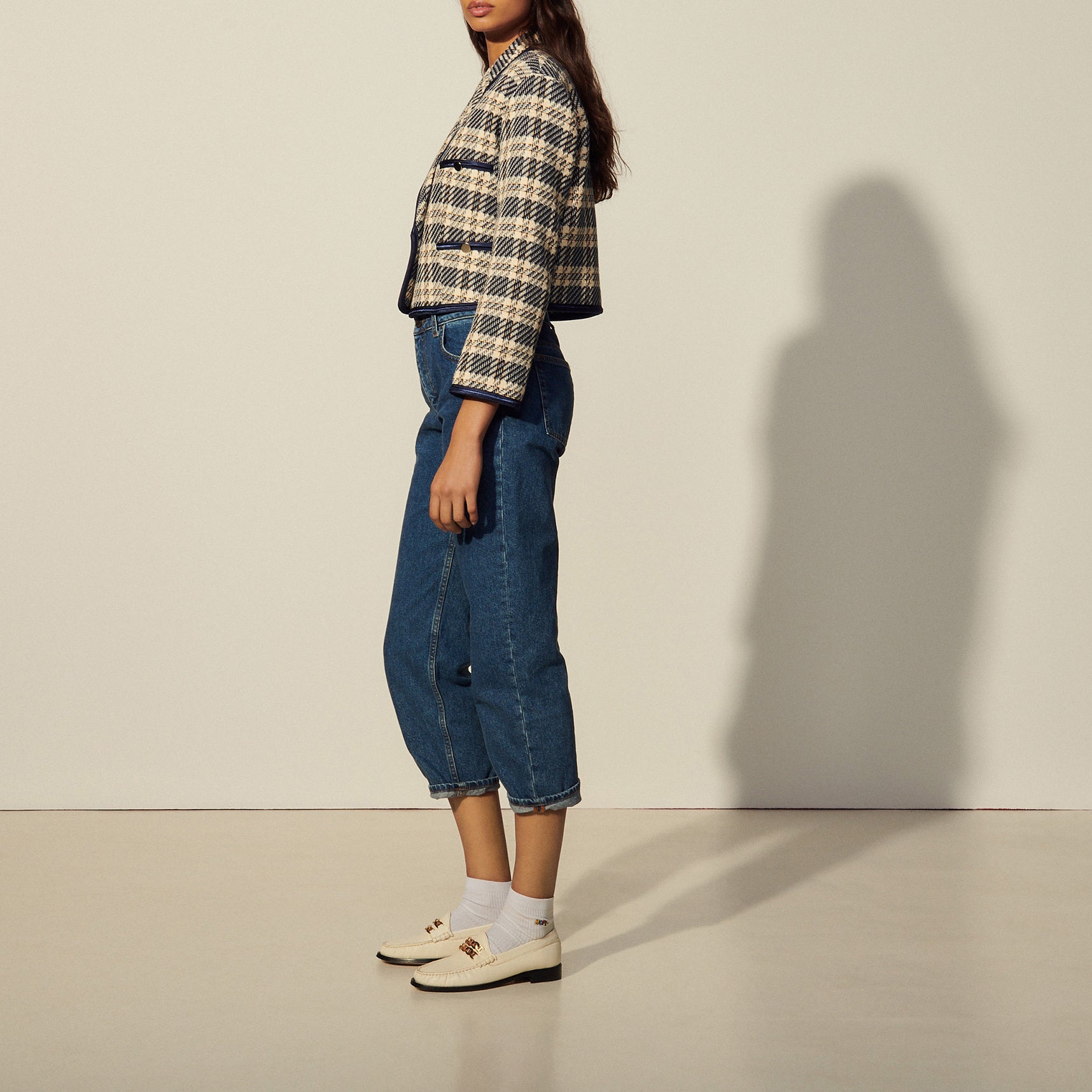 Veste courte en tweed à carreaux Sandro seconde main