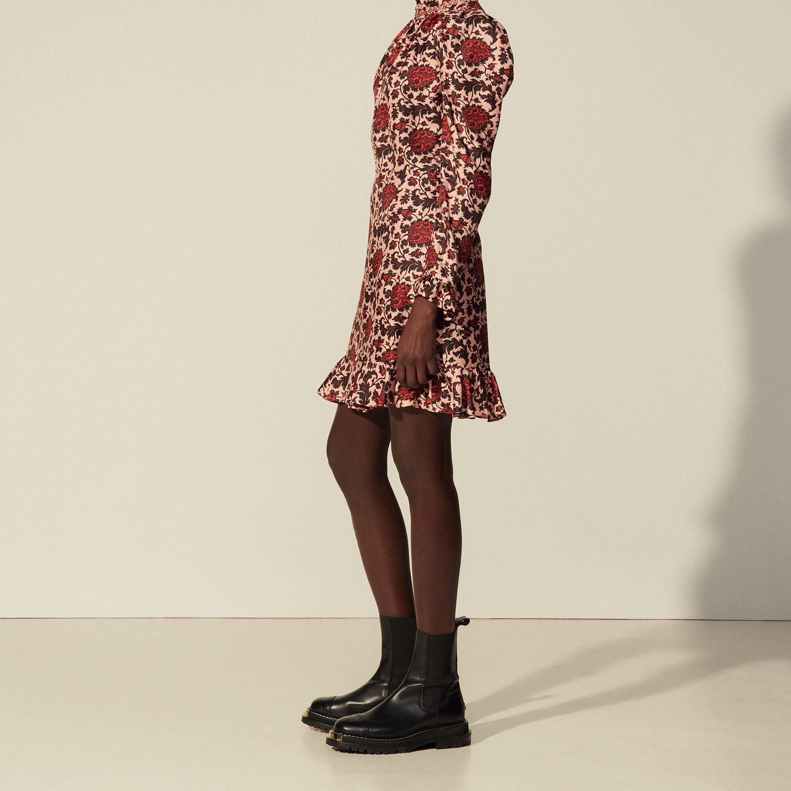 Robe courte imprimée en soie mélangée Sandro seconde main