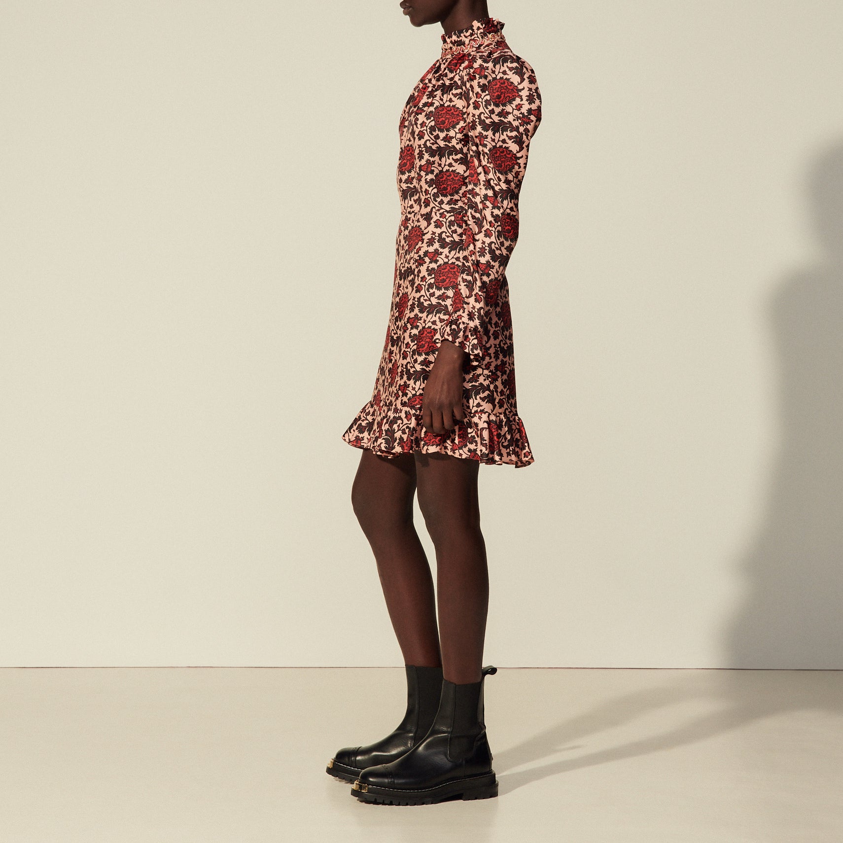 Robe courte imprimée en soie mélangée Sandro seconde main