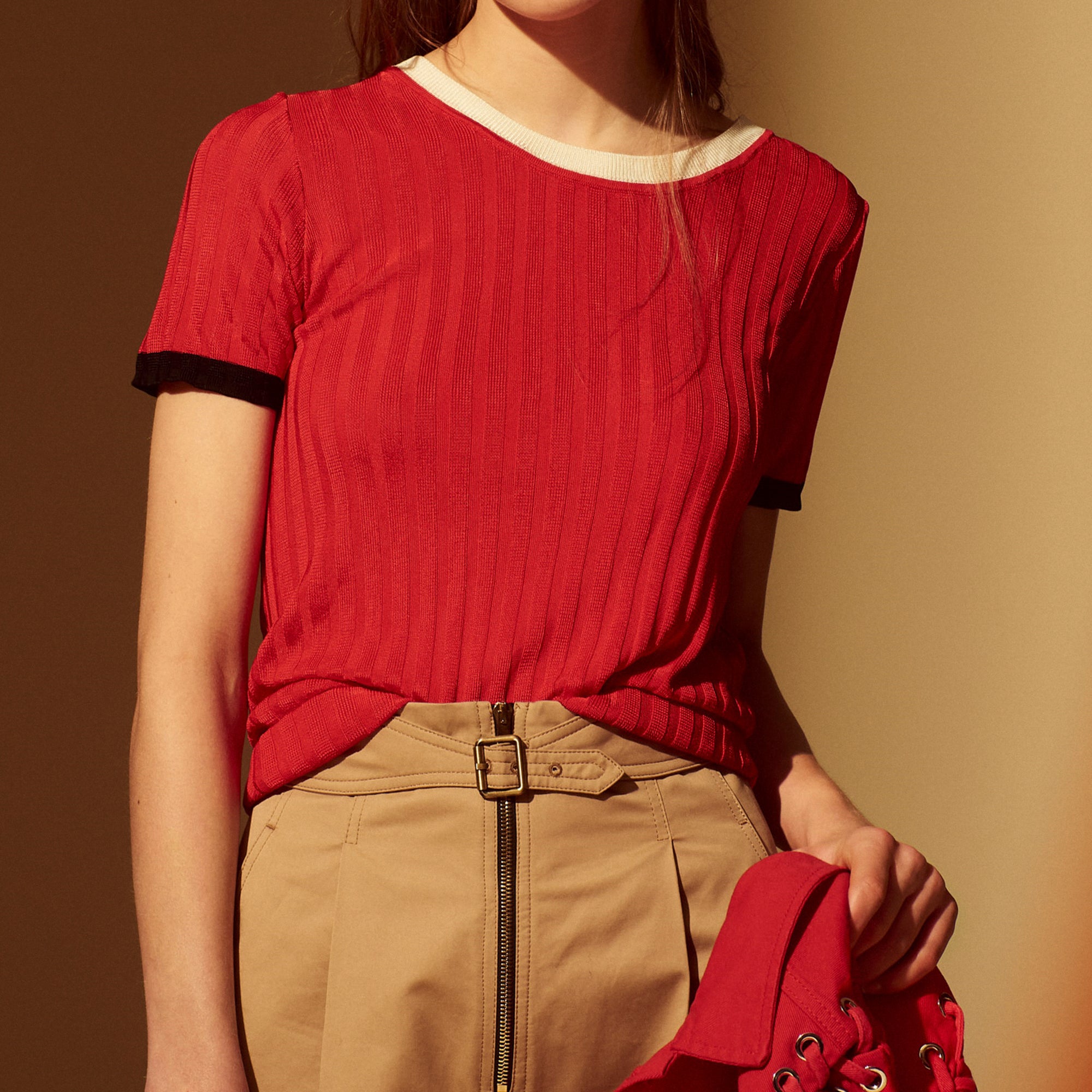 Pull en maille avec détails contrastants Sandro seconde main
