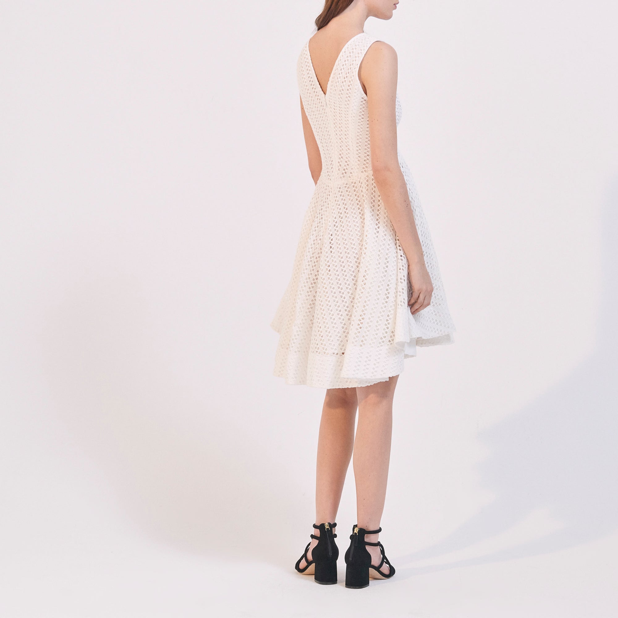 Robe en dentelle épaisse Sandro seconde main