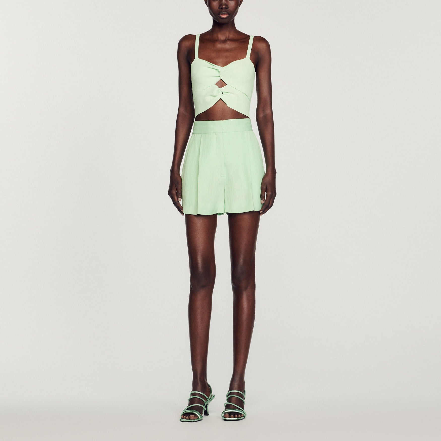 Short large Sandro seconde main