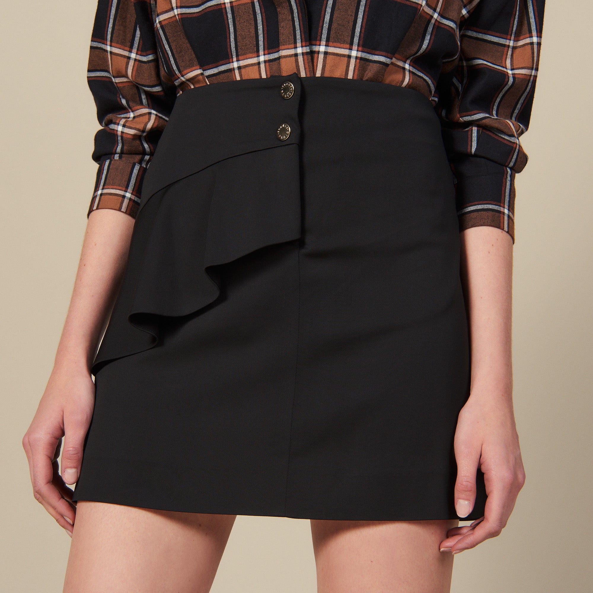 Jupe courte avec volant asymétrique Sandro seconde main