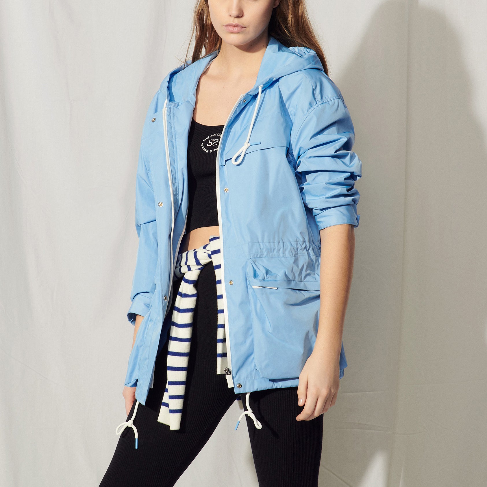 Blouson en nylon à capuche Sandro seconde main