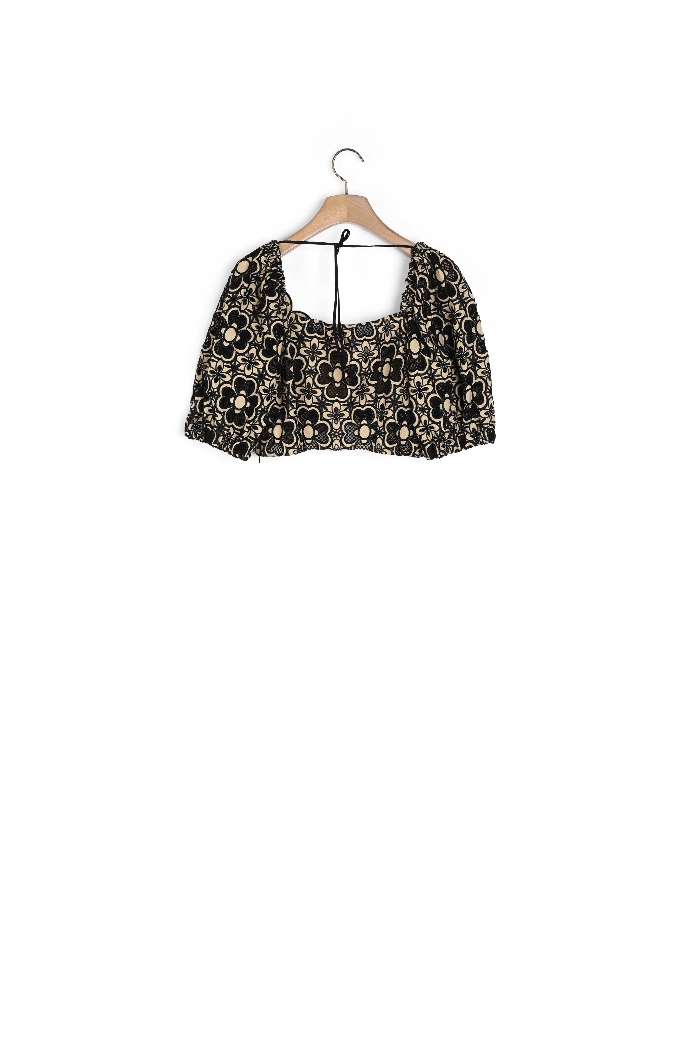 Top court en broderie anglaise Sandro seconde main