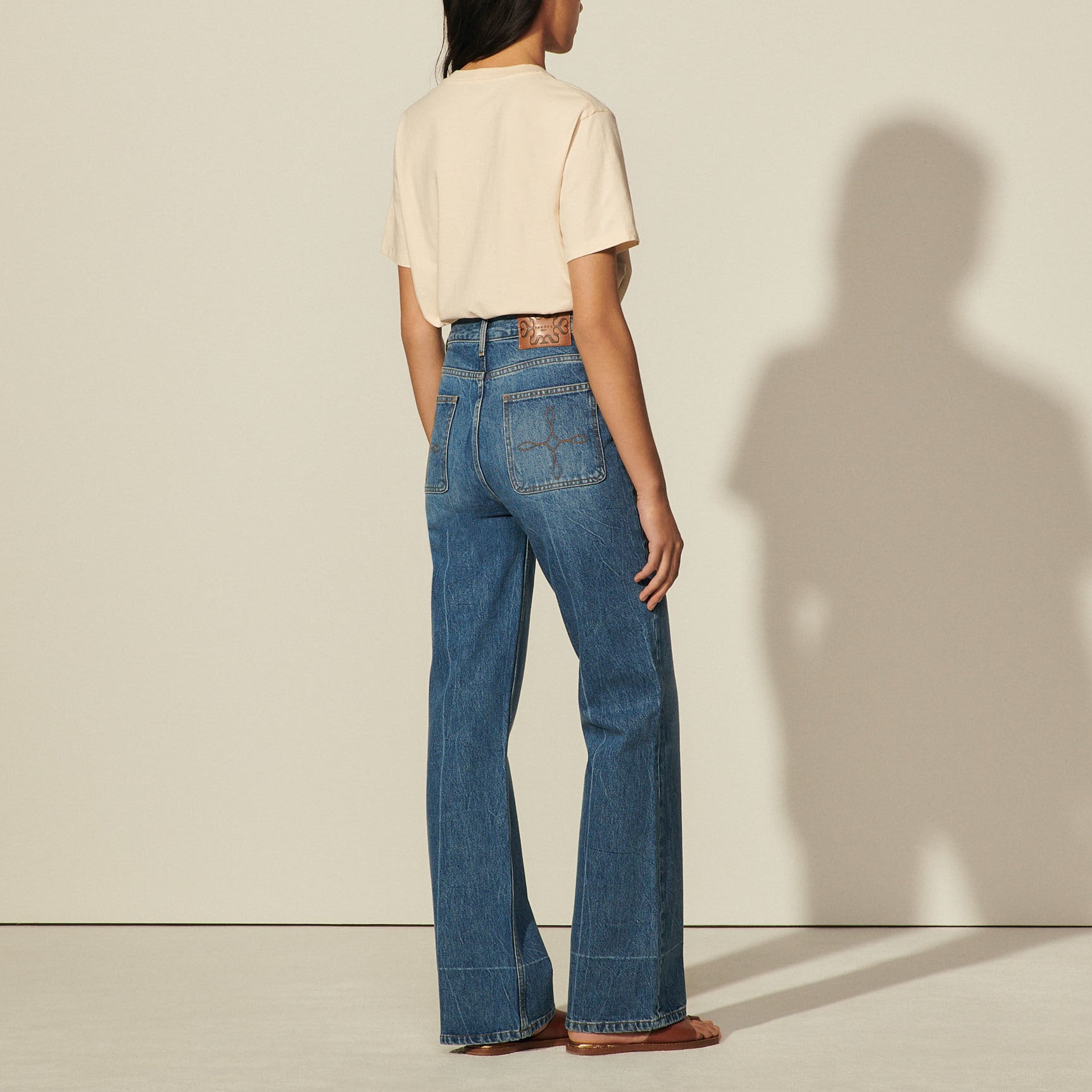 Jean délavé en coton biologique Sandro seconde main