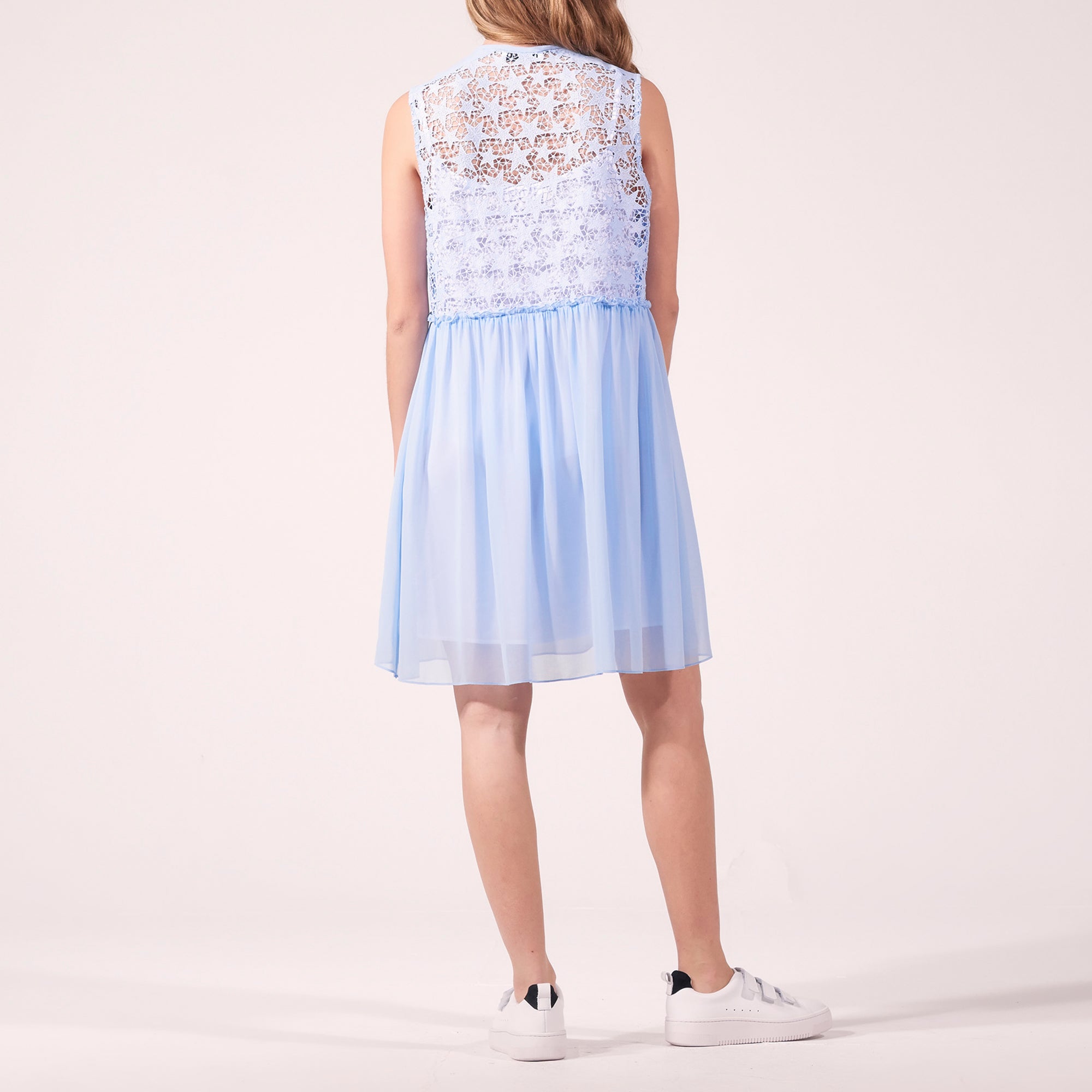 Robe fluide à dentelle étoilée Sandro seconde main