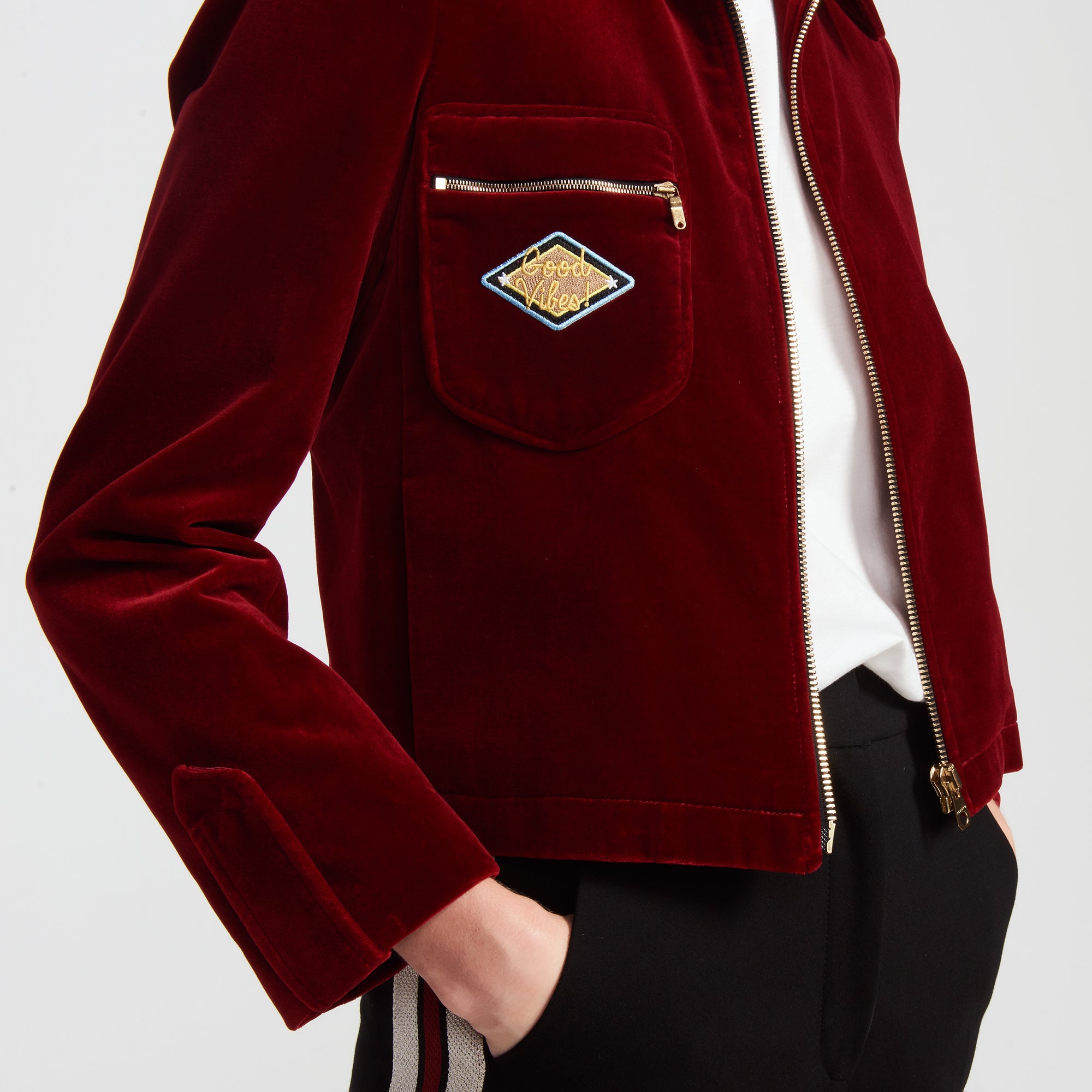 Veste en velours avec patch brodé Sandro seconde main