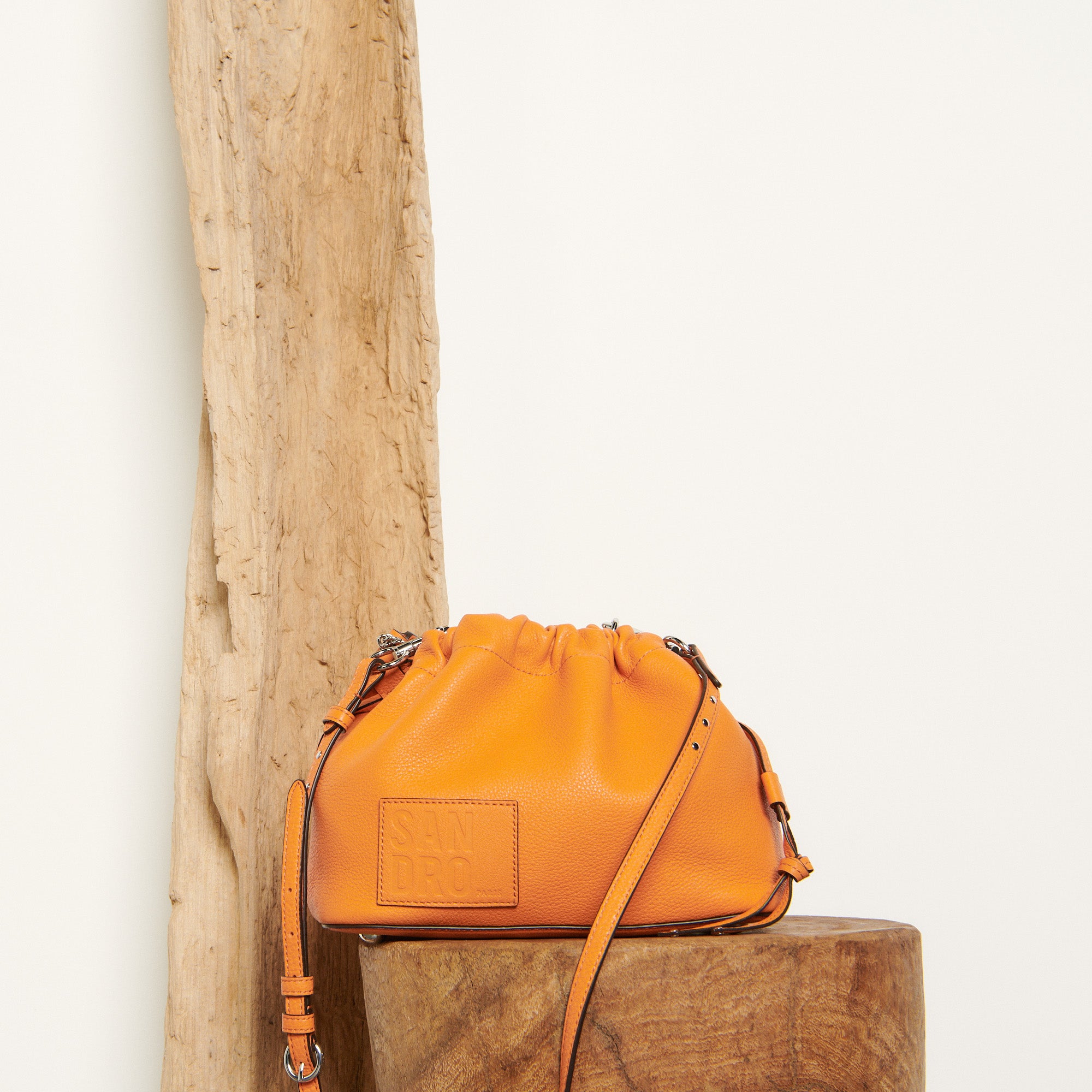 Sac seau en cuir grainé Sandro seconde main