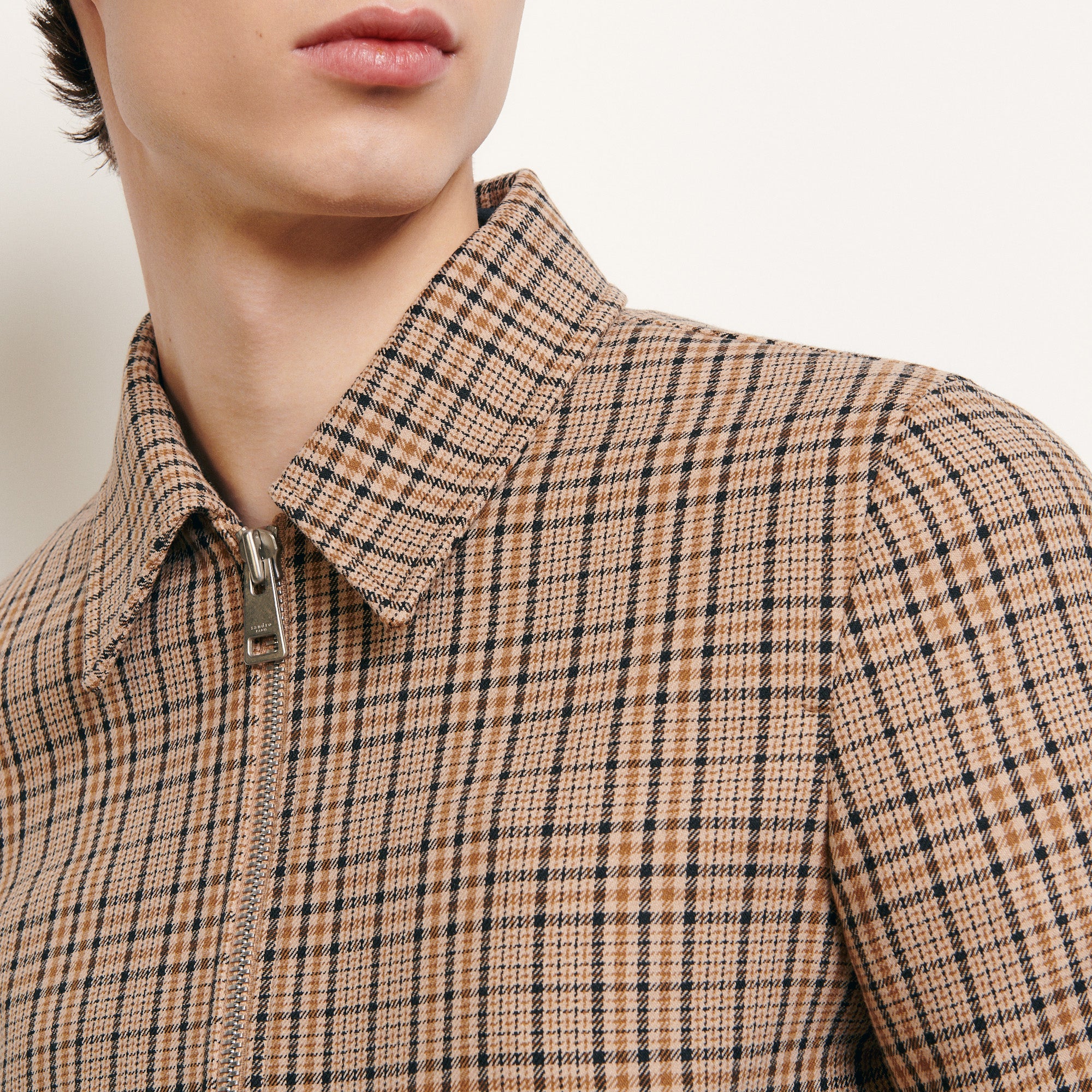 Blouson à carreaux fantaisie Sandro seconde main