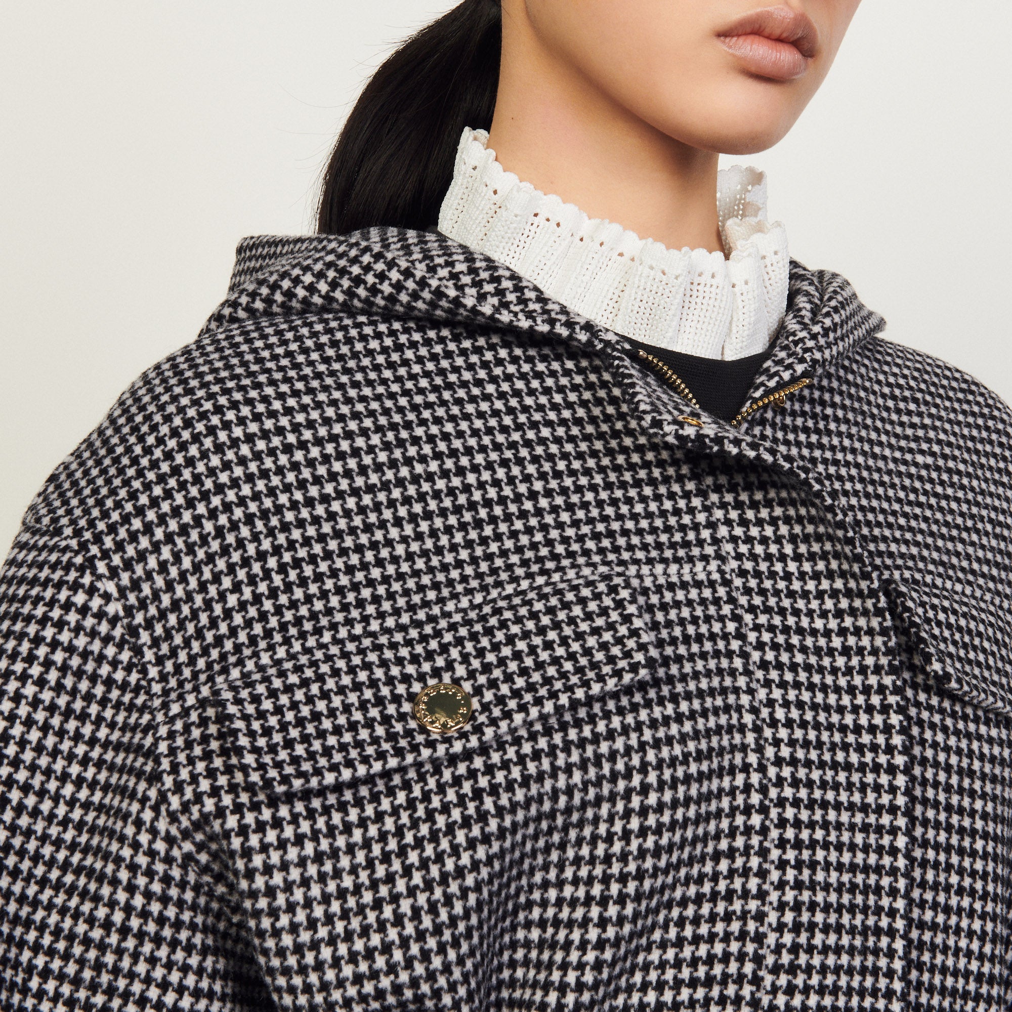 Outerwear Ecru et Noir Sandro seconde main