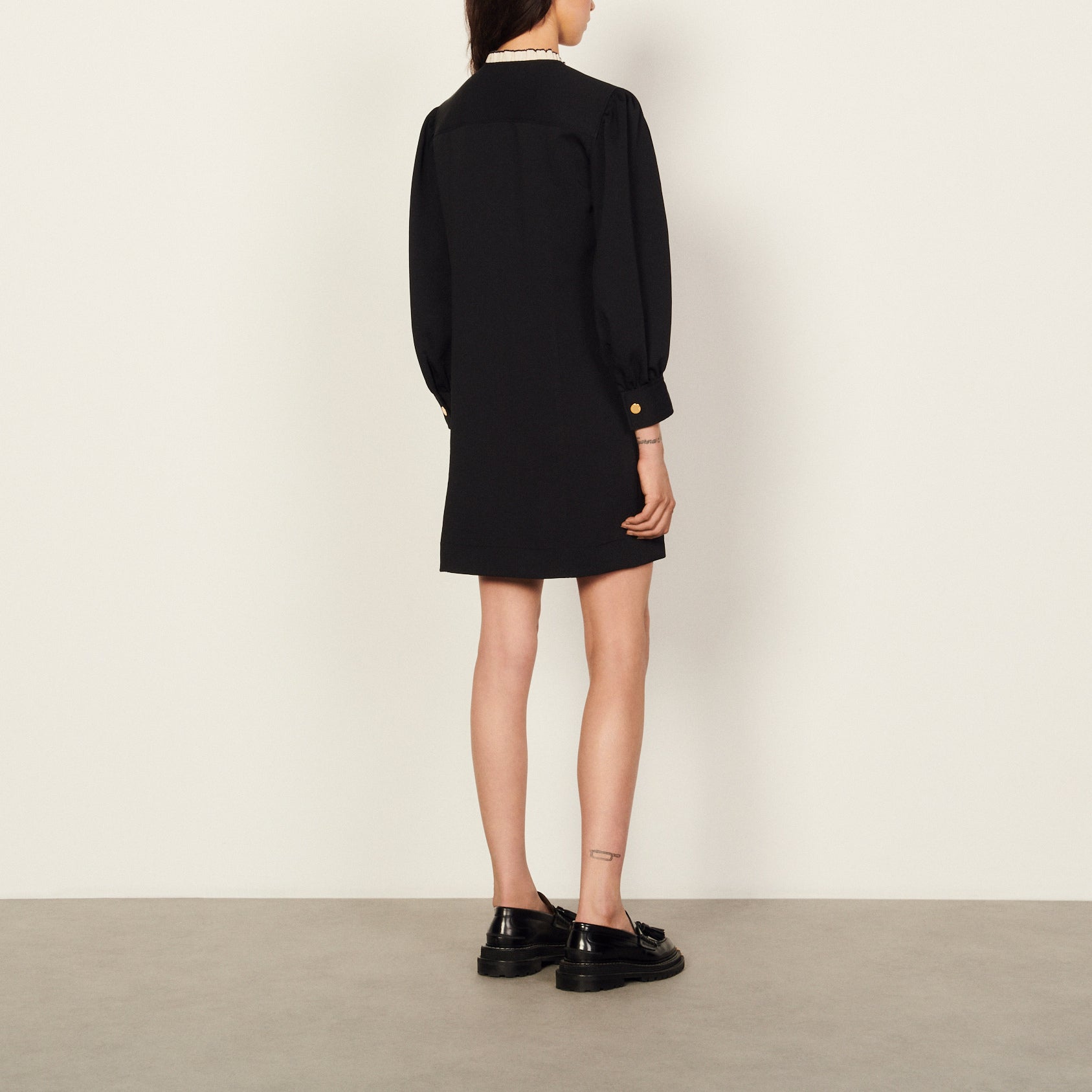 Robe Noir Sandro seconde main