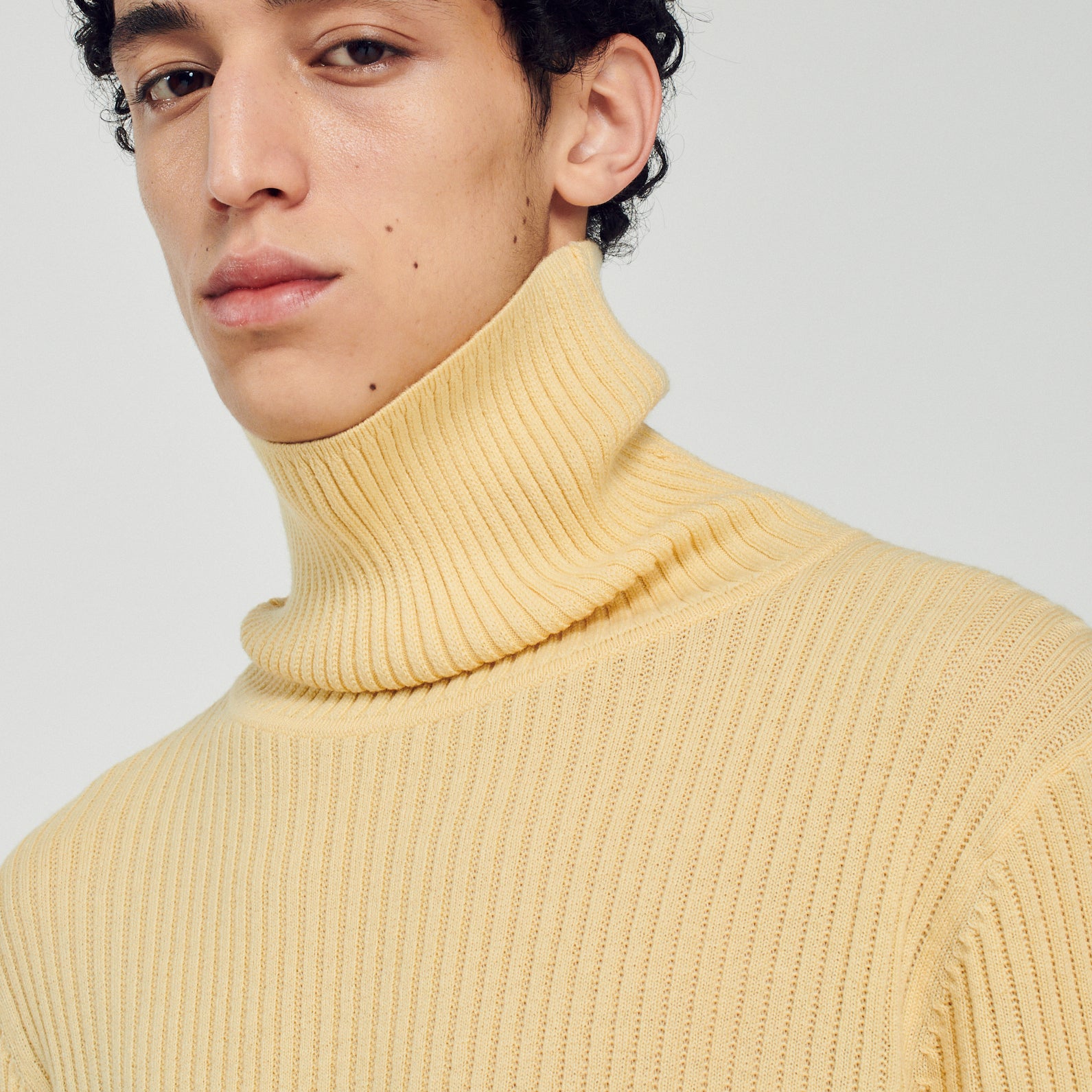 Pull col roulé Sandro seconde main