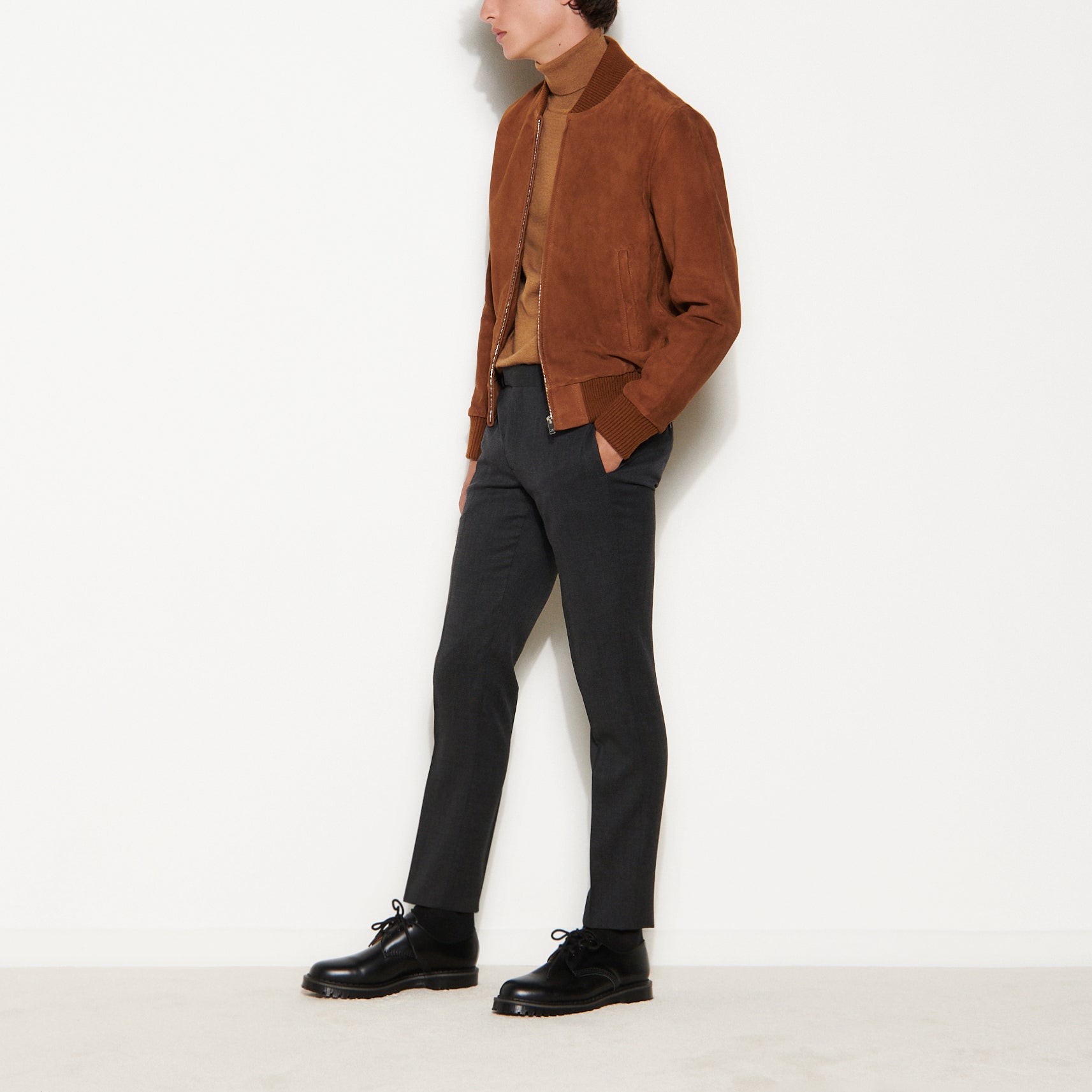 Blouson zippé en daim Sandro seconde main