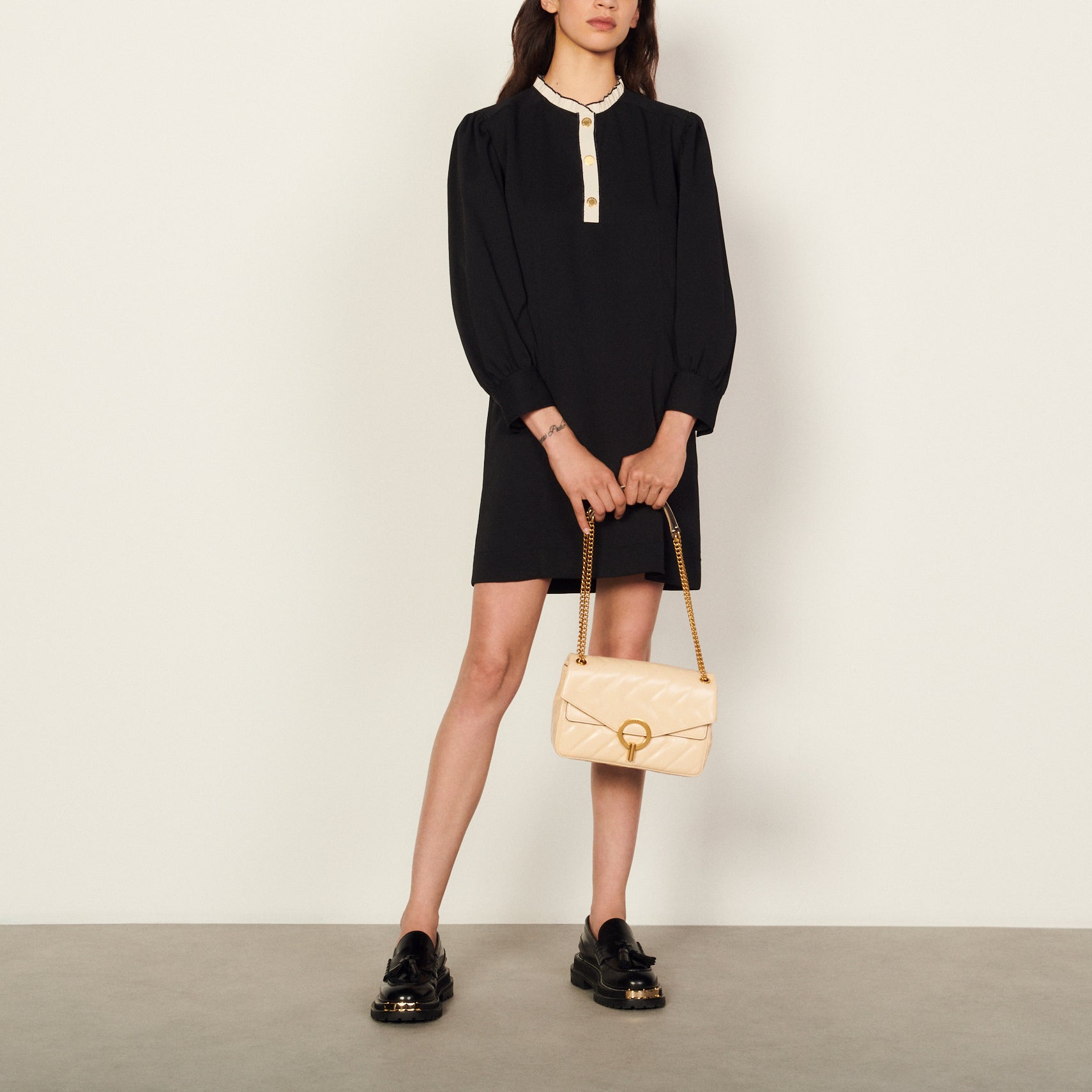 Robe Noir Sandro seconde main