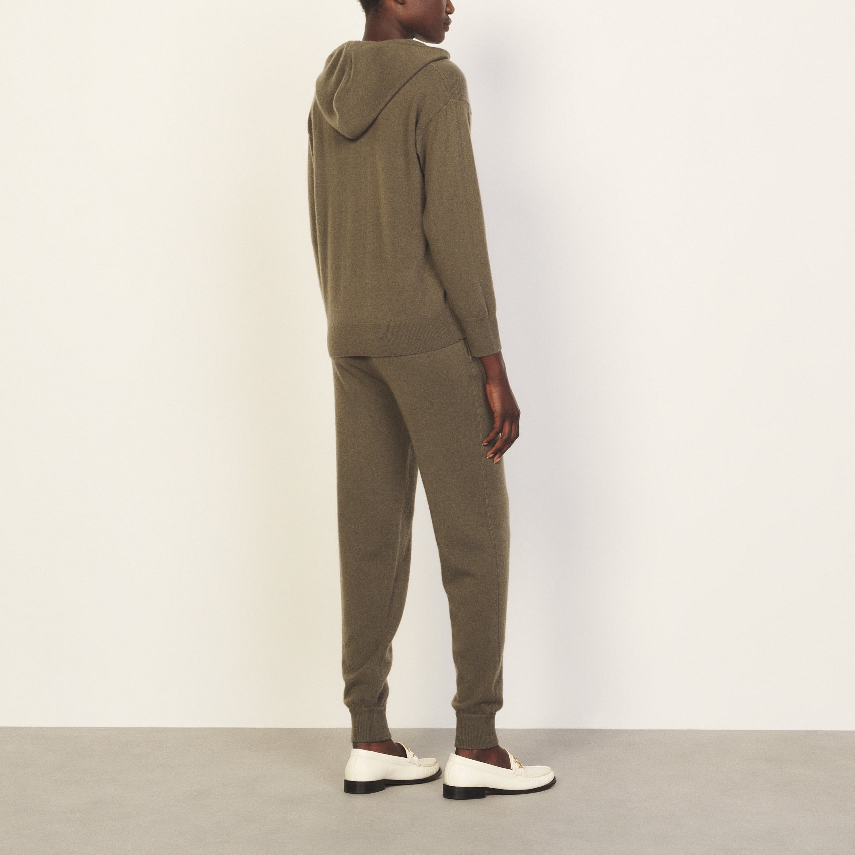 Pull Kaki Sandro seconde main