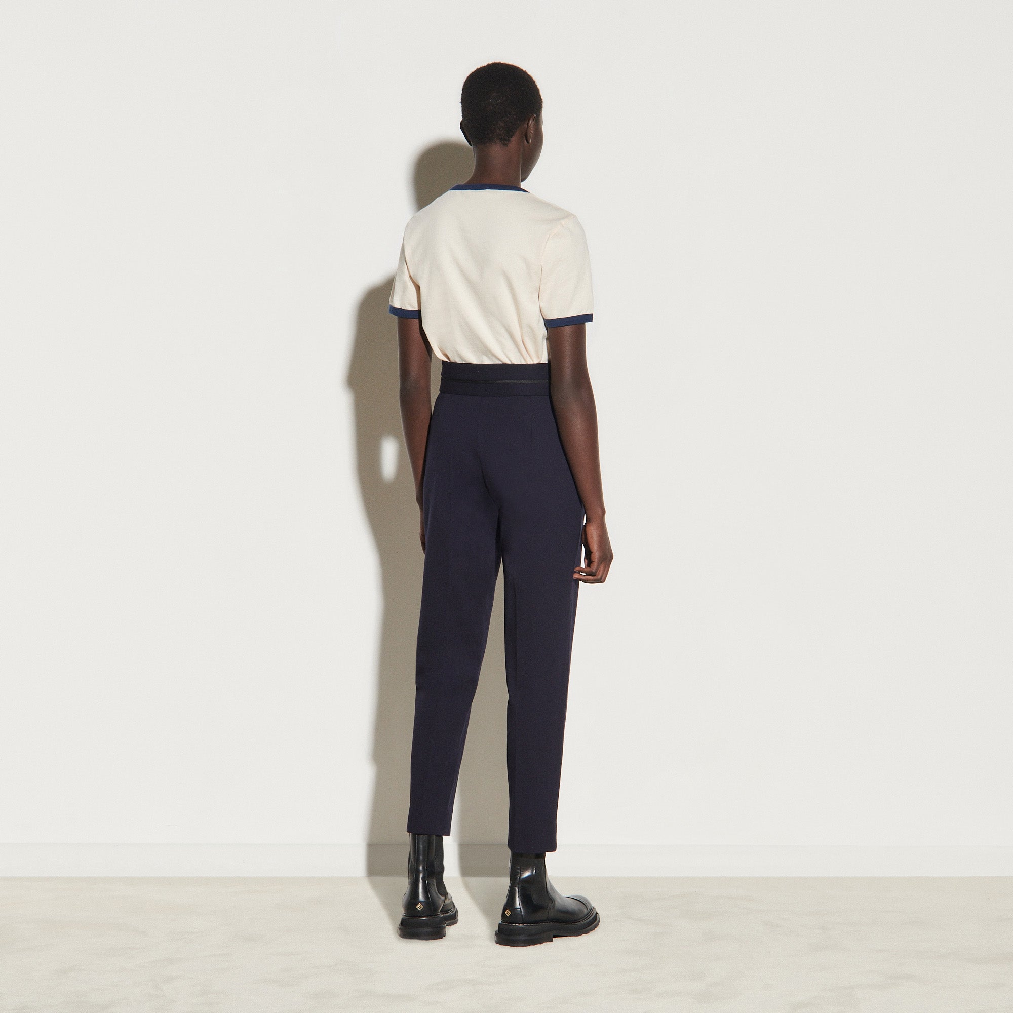 Pantalon Marine Sandro seconde main