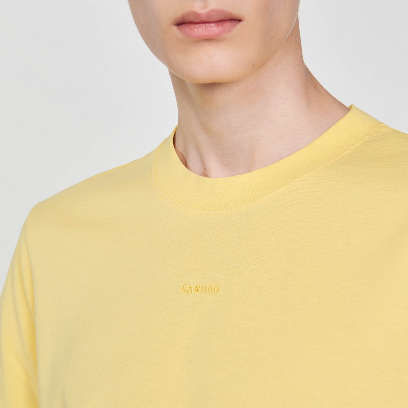 Tee-shirt à manches courtes Sandro seconde main
