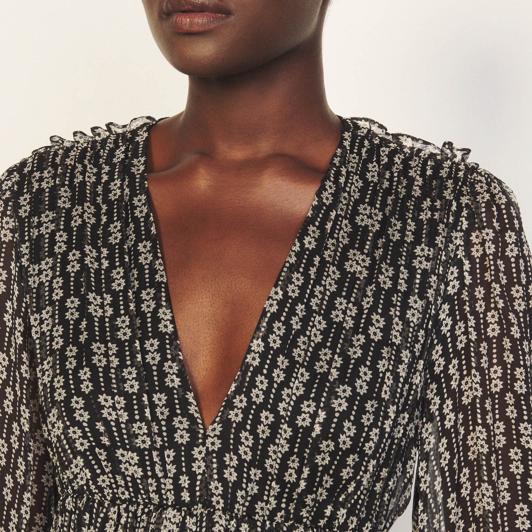 Robe imprimée Noir et Blanc Sandro seconde main