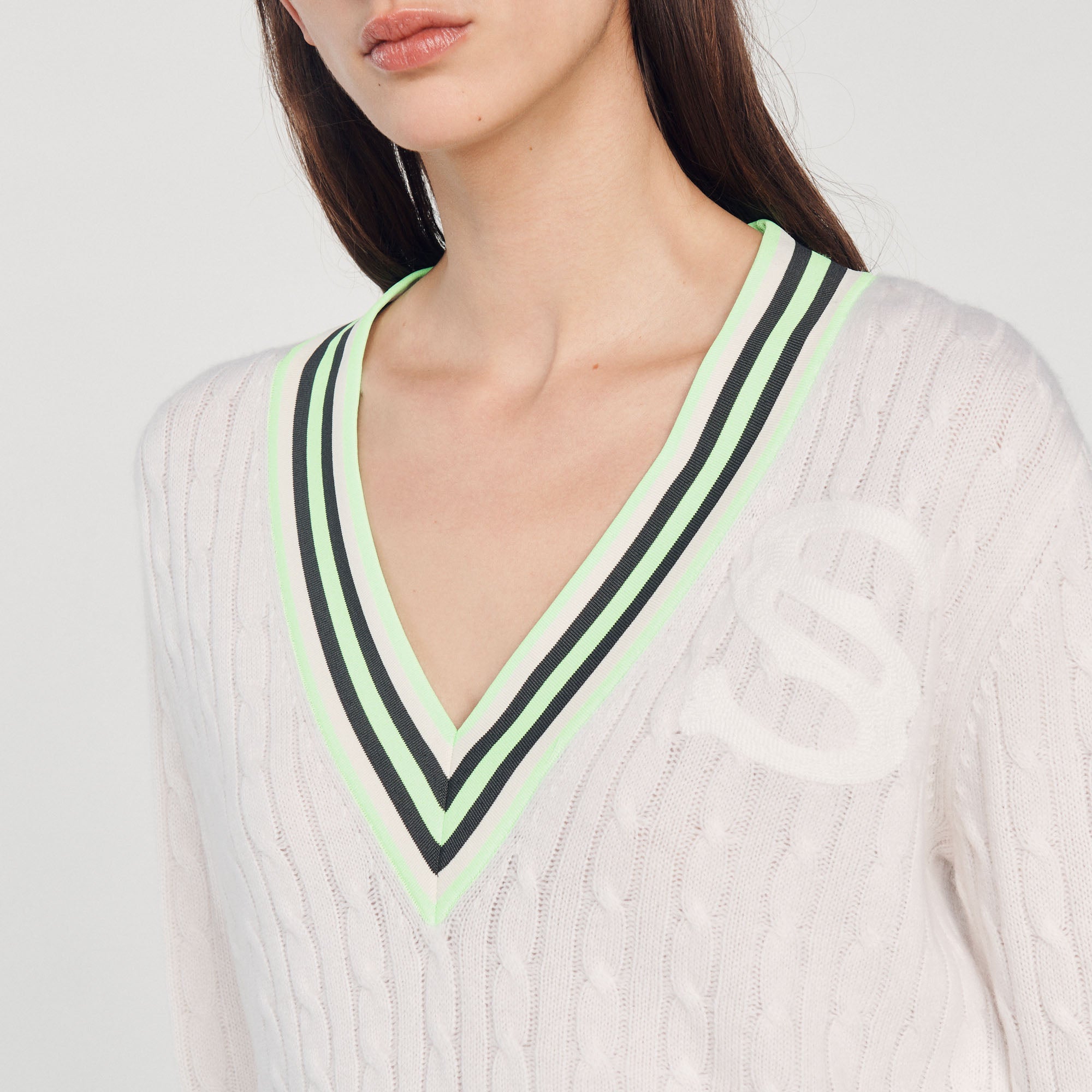 Pull à patch S Sandro seconde main