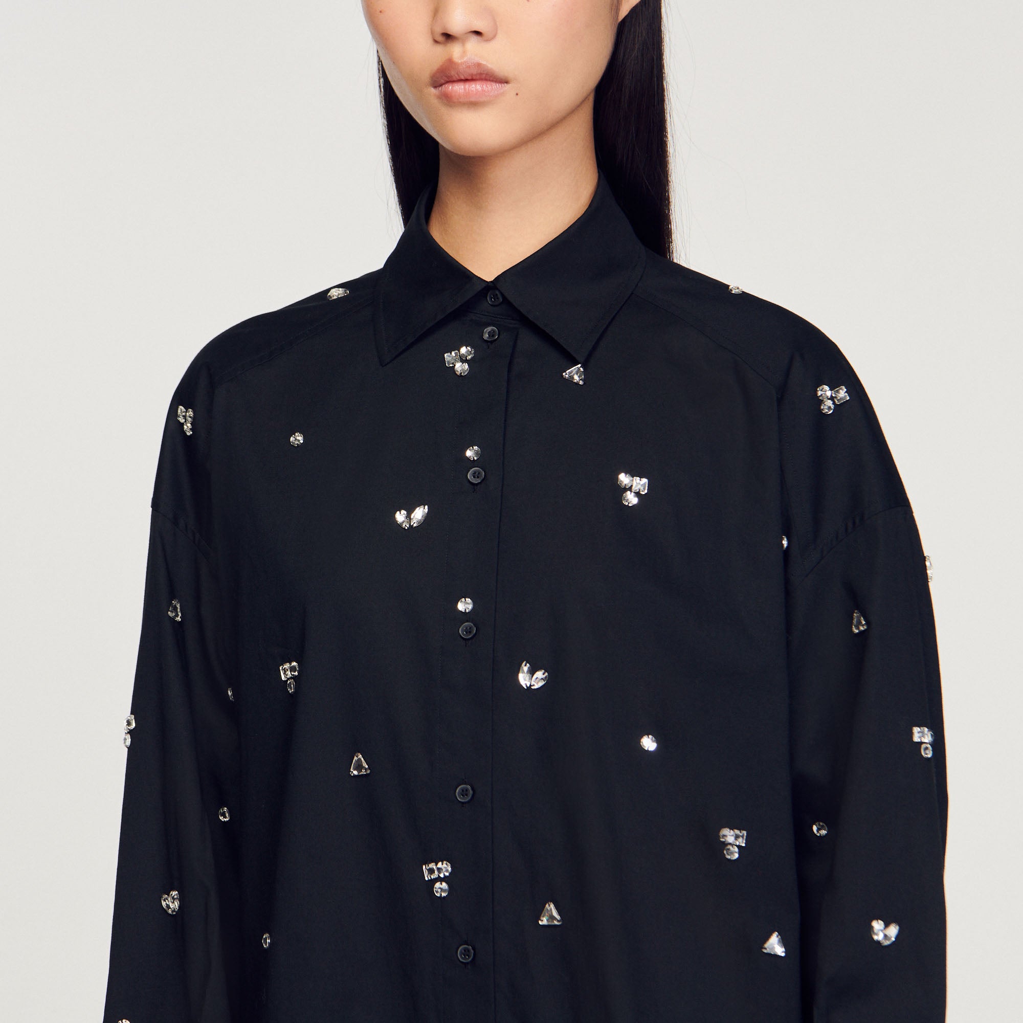 Chemise ornée de strass brodés à la main Sandro seconde main