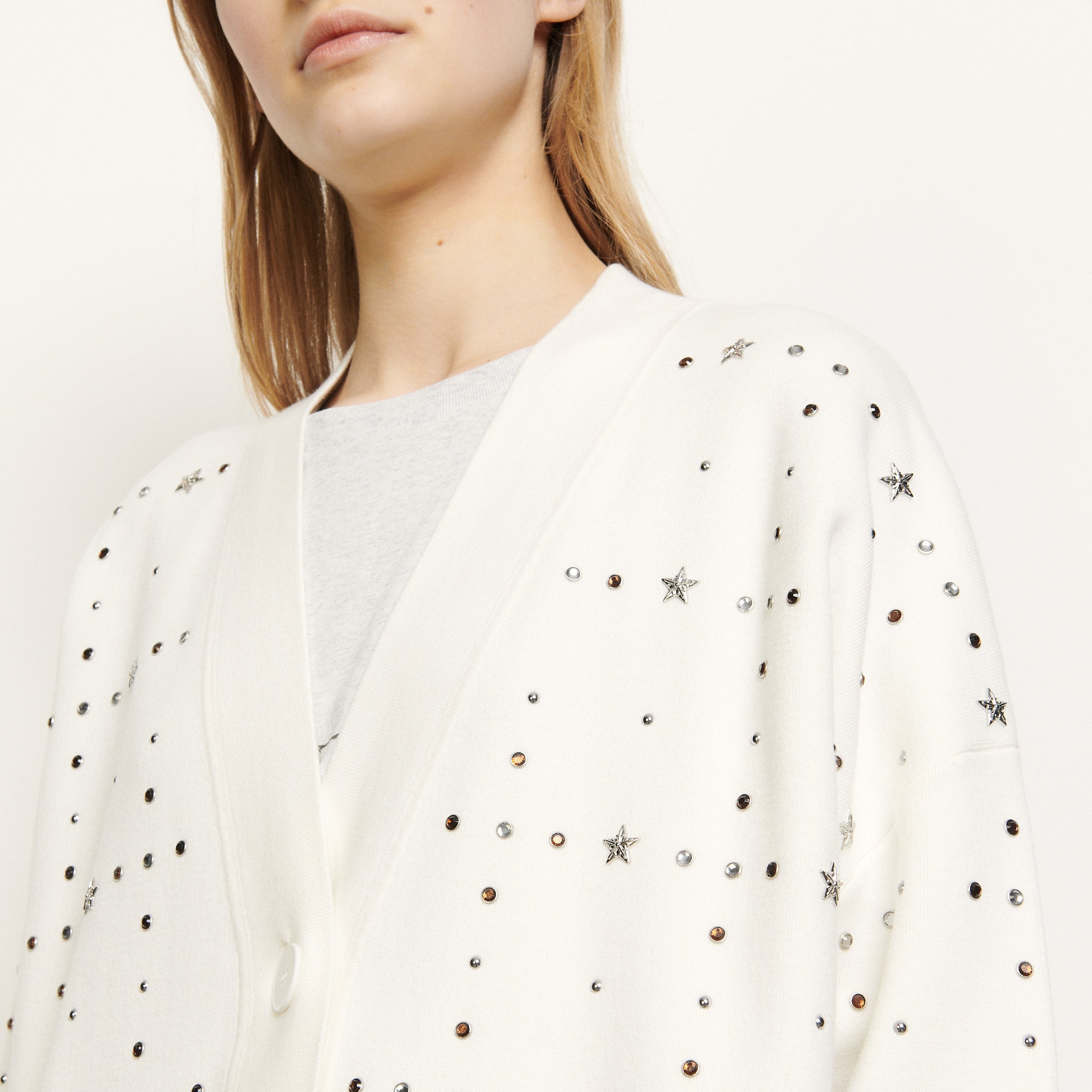Cardigan oversize orné de rivets bijoux Sandro seconde main