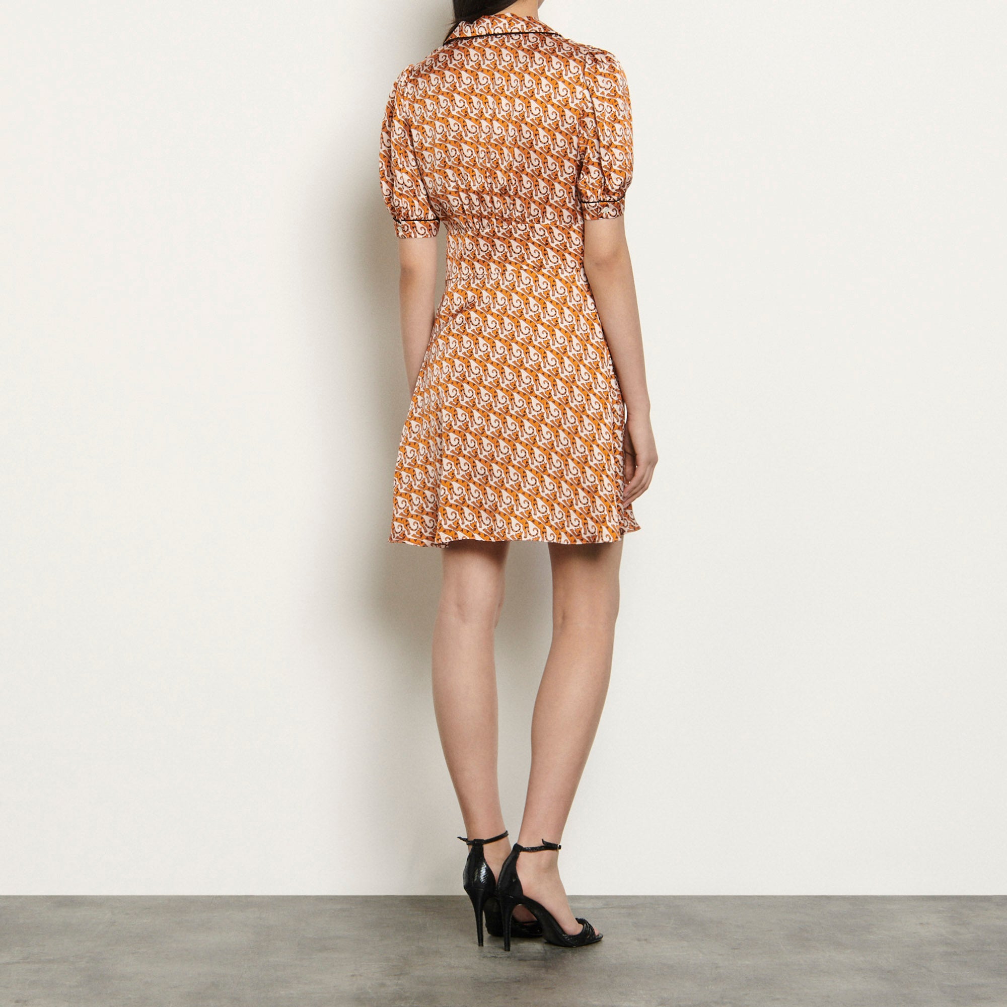 Robe courte imprimée Sandro seconde main