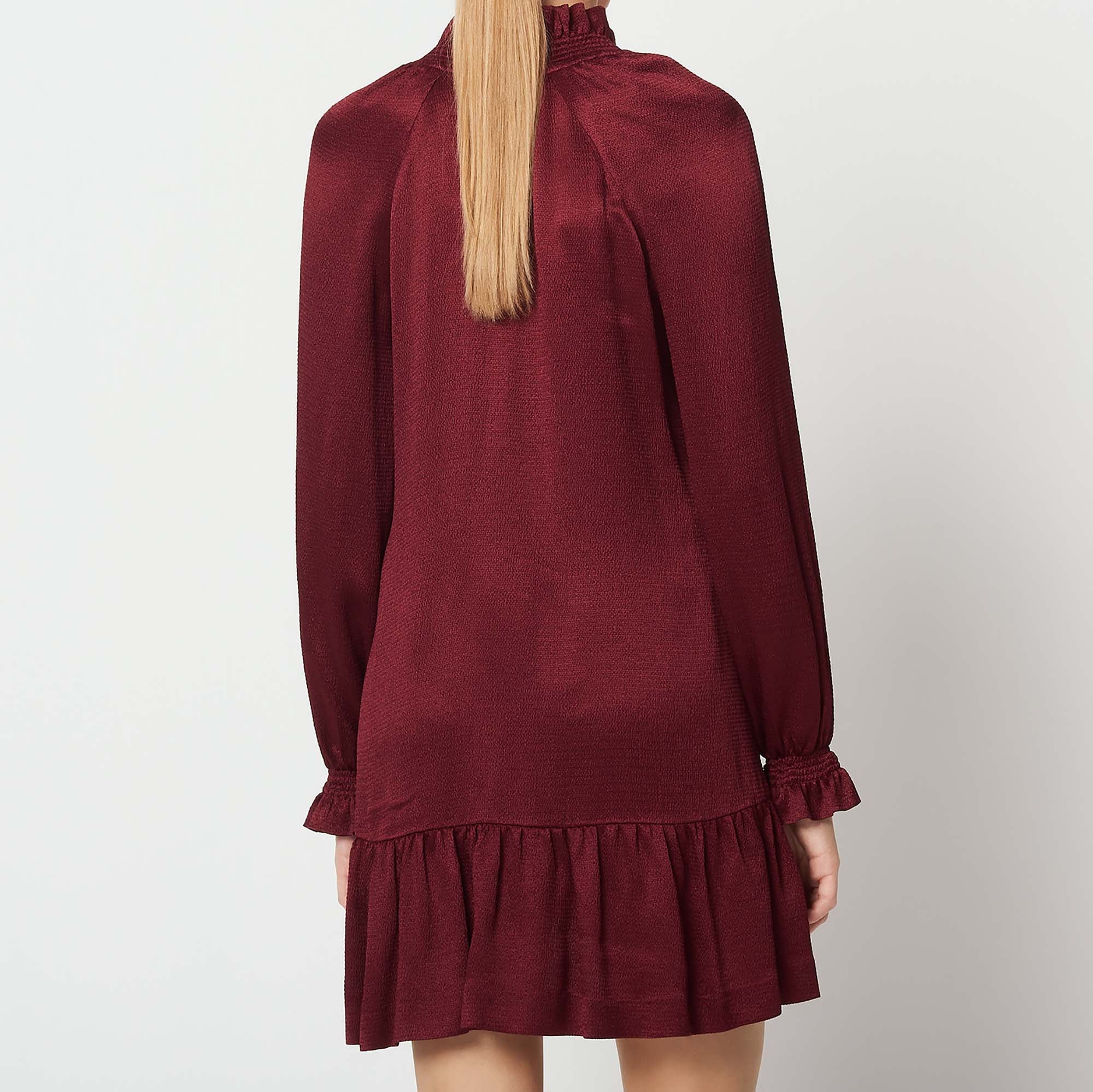 Robe courte à petits volants Sandro seconde main