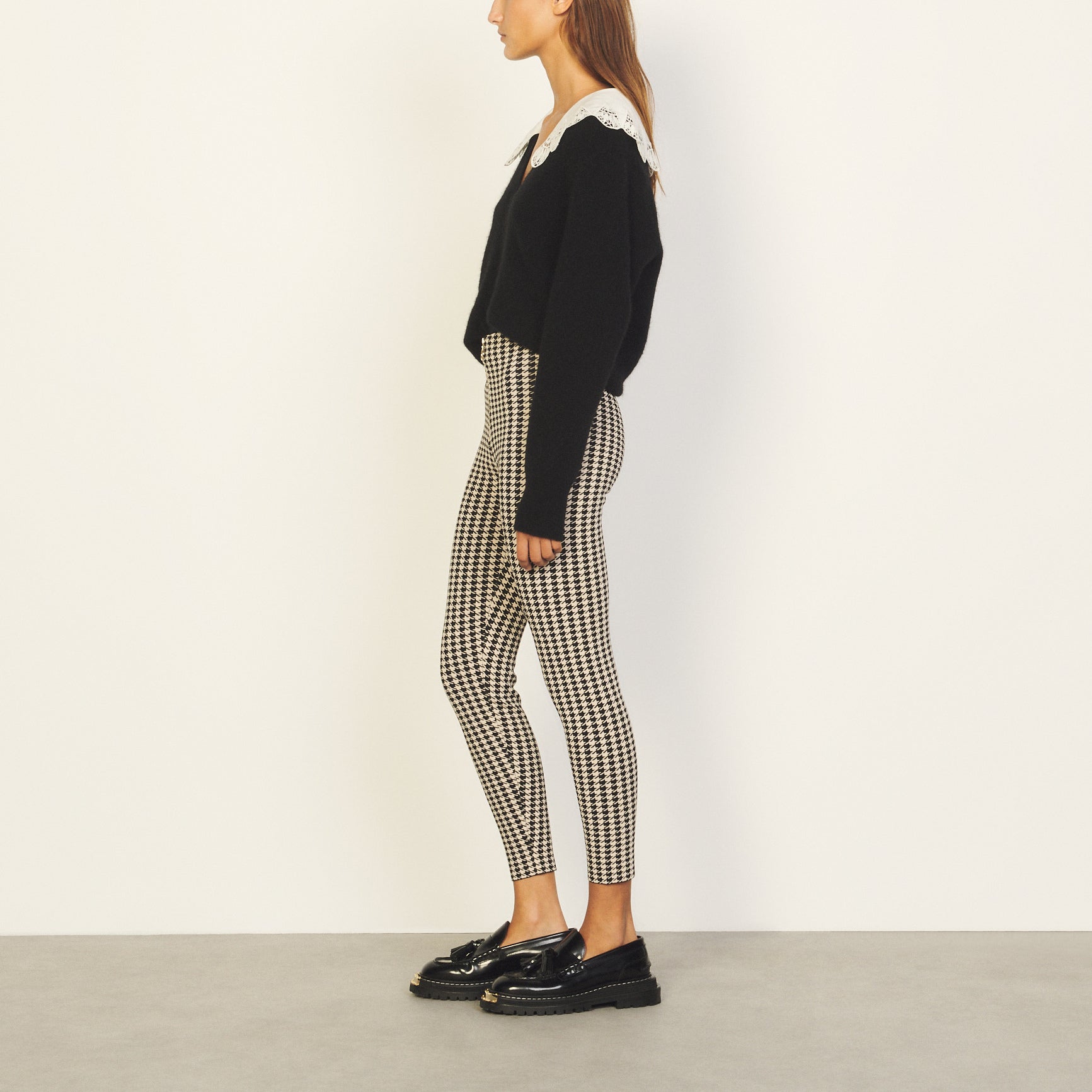 Pantalon imprimé noir et marron Sandro seconde main