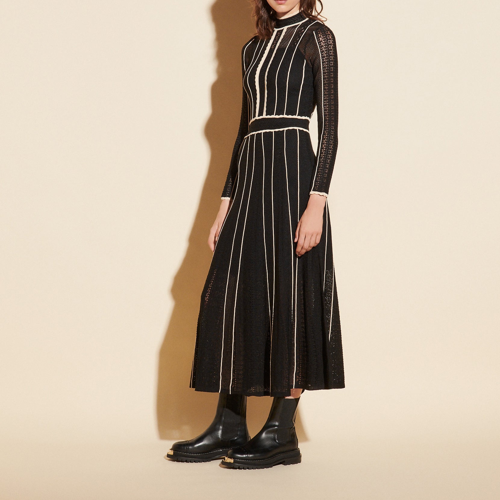 Robe longue en pointelle bicolore Sandro seconde main