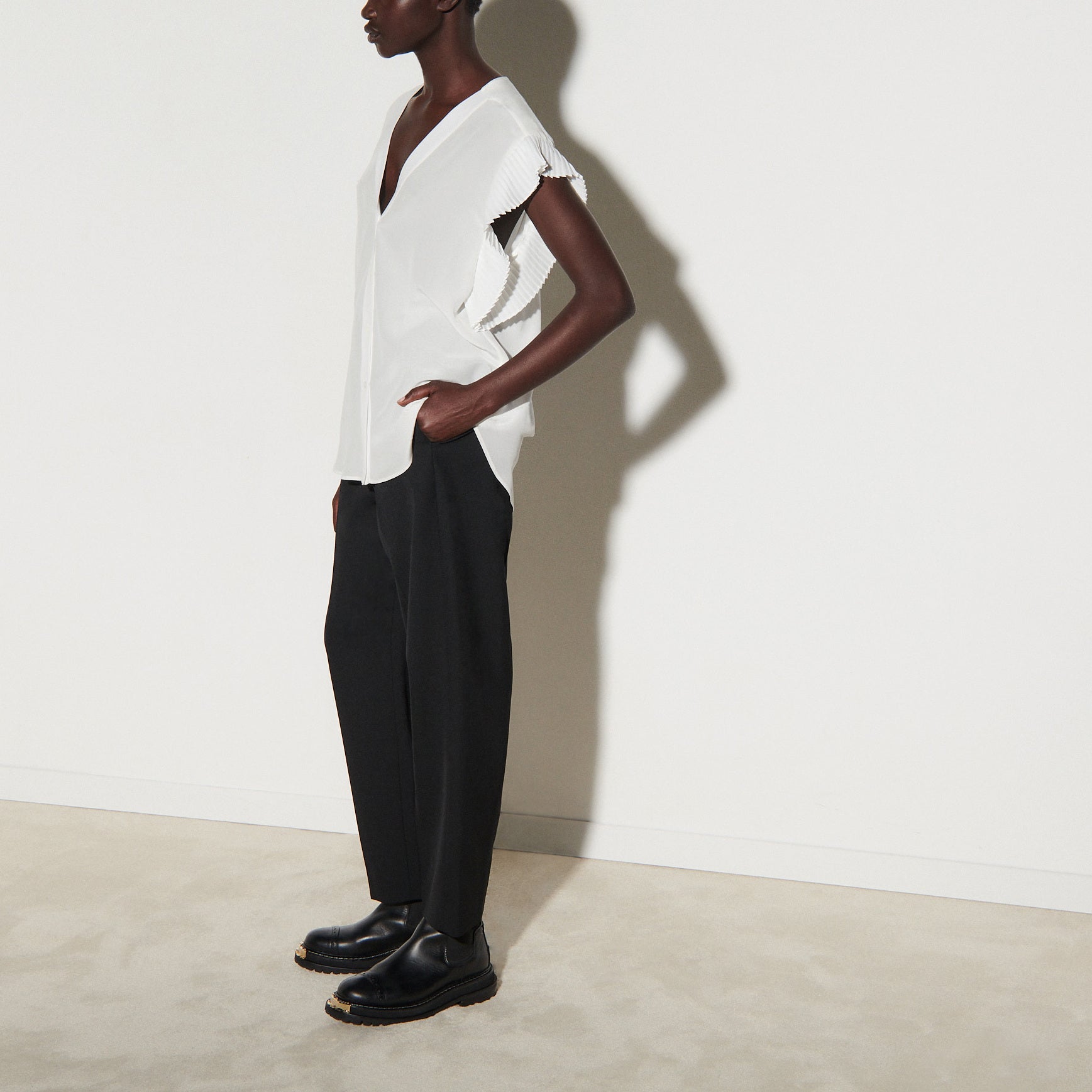 Chemise en soie avec volant plissé Sandro seconde main