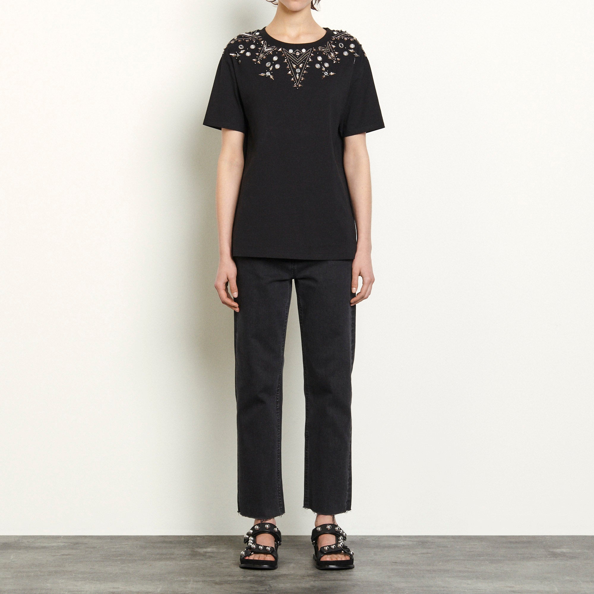 T-shirt à broderies strass et perles Sandro seconde main