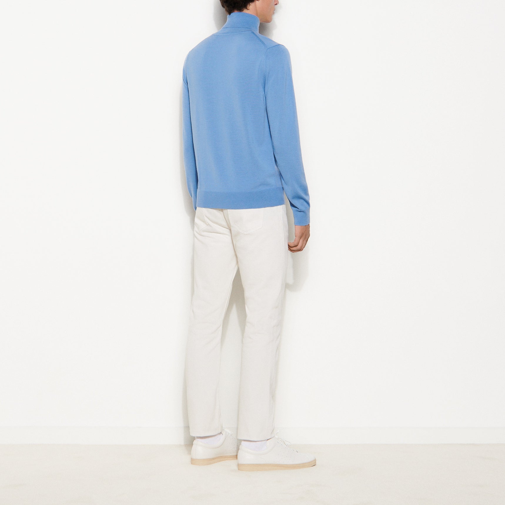 Pull à col roulé en lainr Sandro seconde main