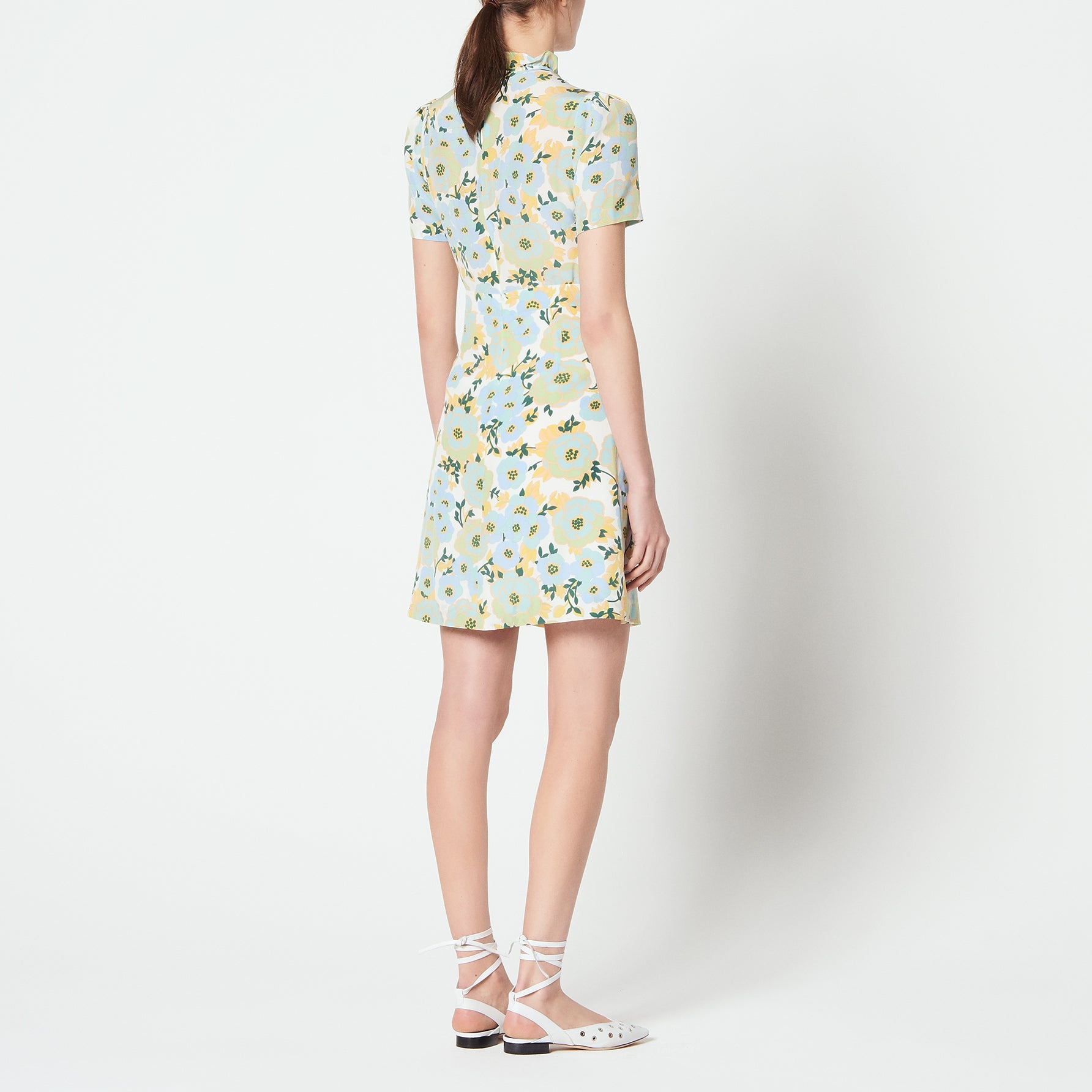 Robe en soie à col montant Sandro seconde main