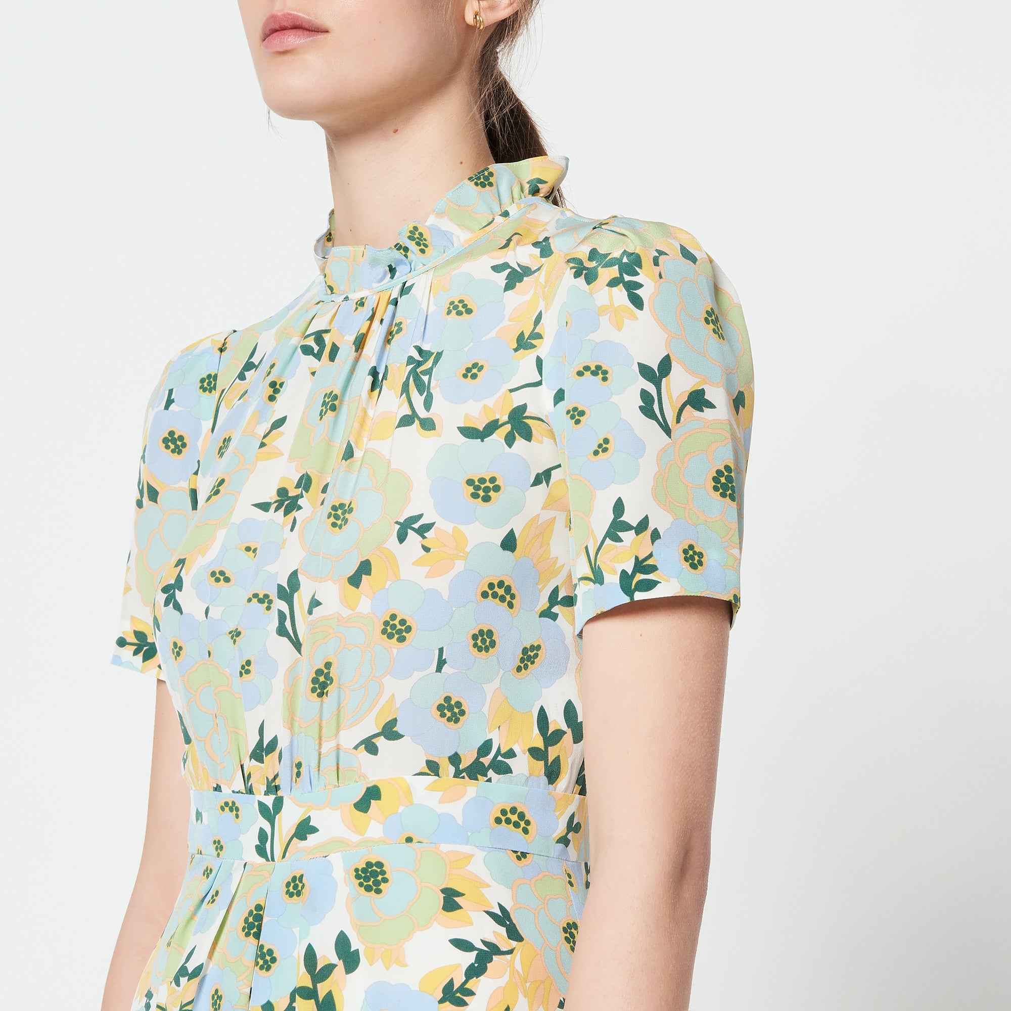 Robe en soie à col montant Sandro seconde main