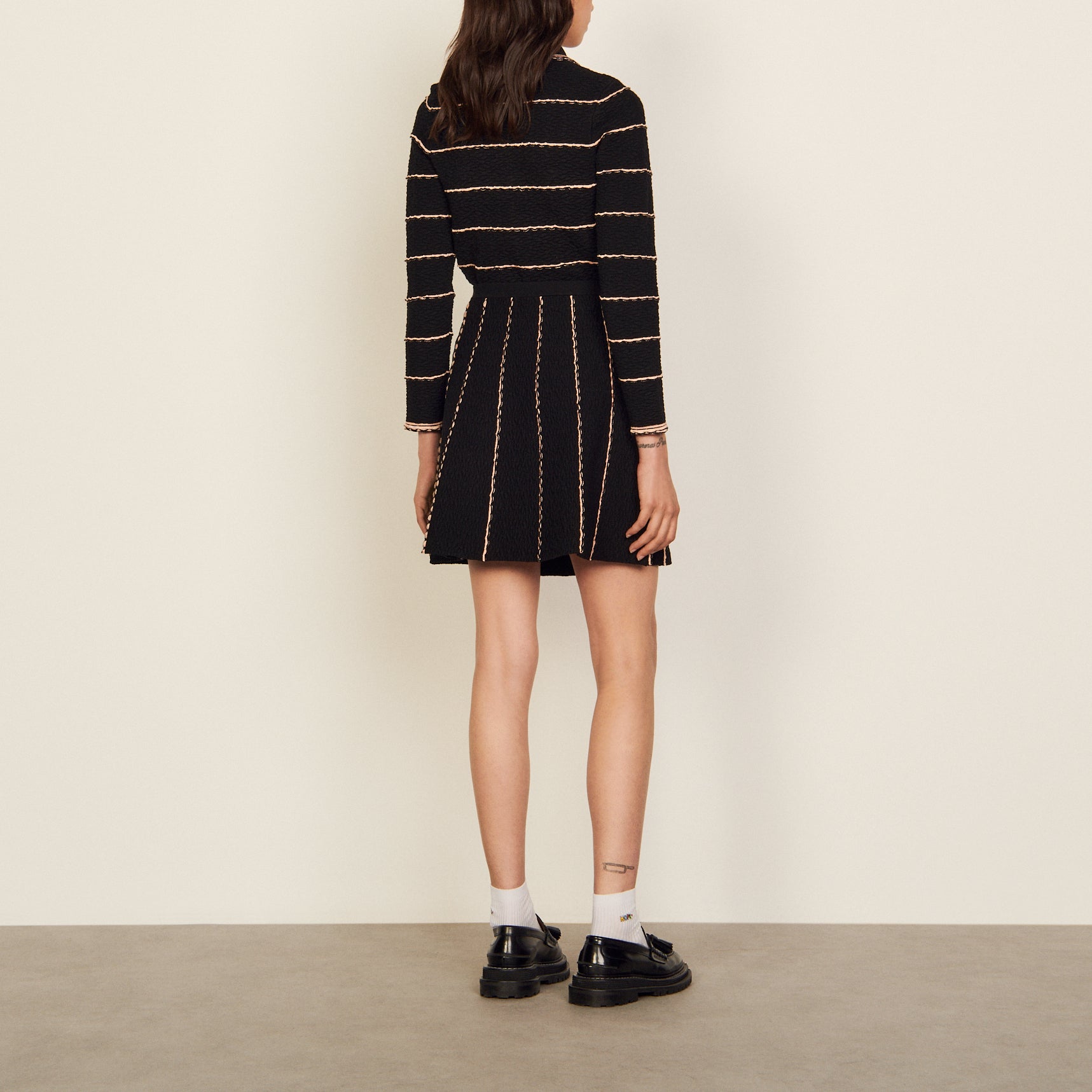 Jupe courte trapèze en Maille Sandro seconde main