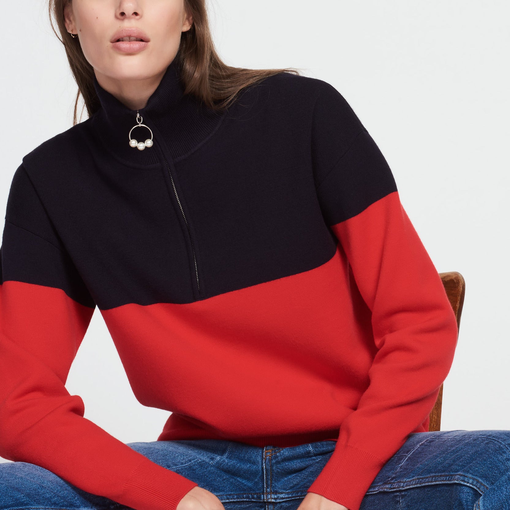 Pull bicolore avec fermeture perlées Sandro seconde main