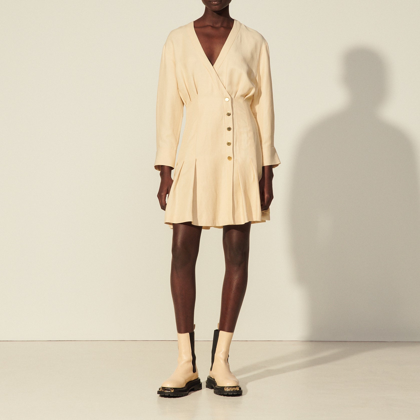 Robe courte en lin avec pressions Sandro seconde main