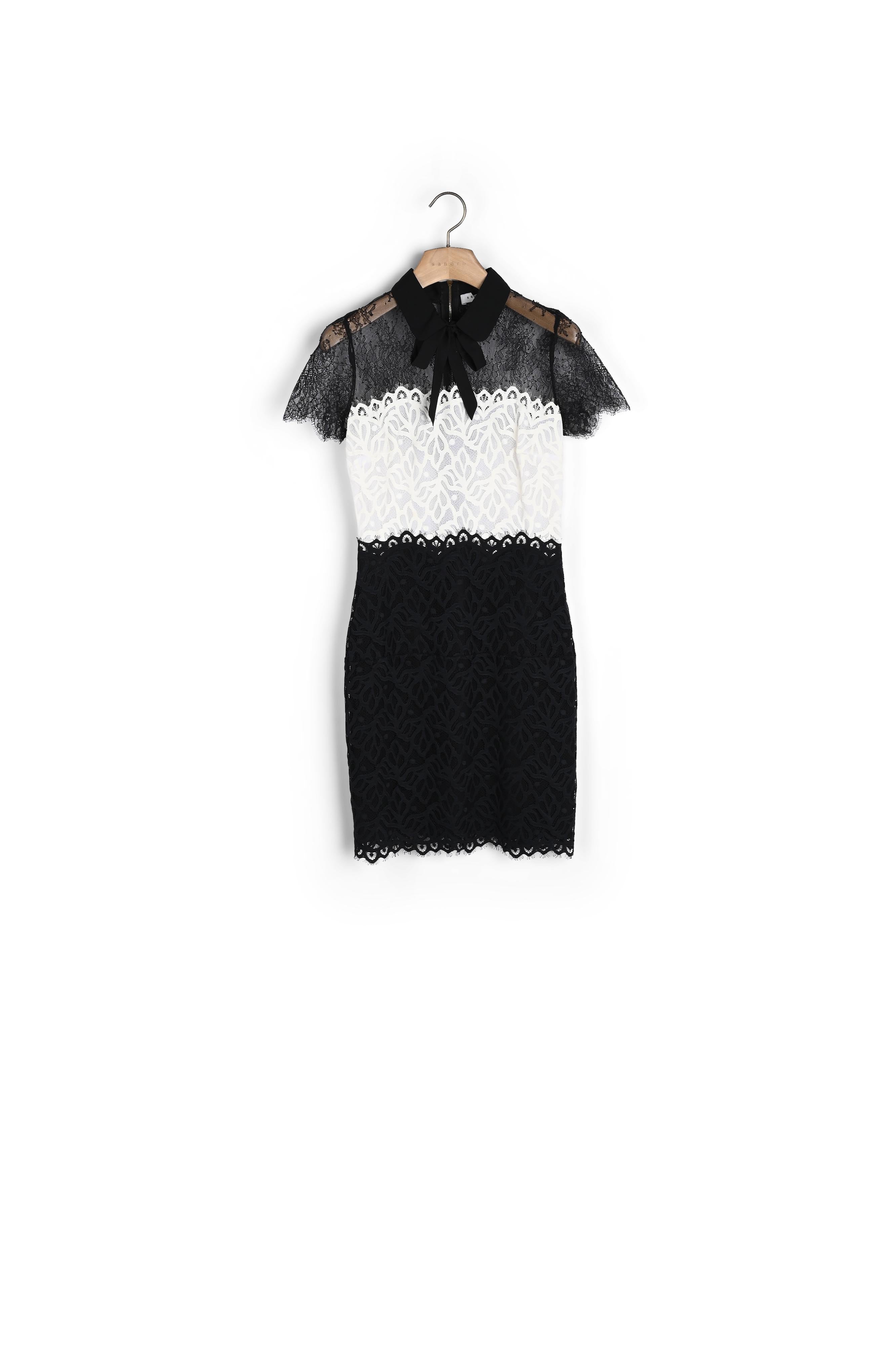 Robe dentelle bicolore Sandro seconde main