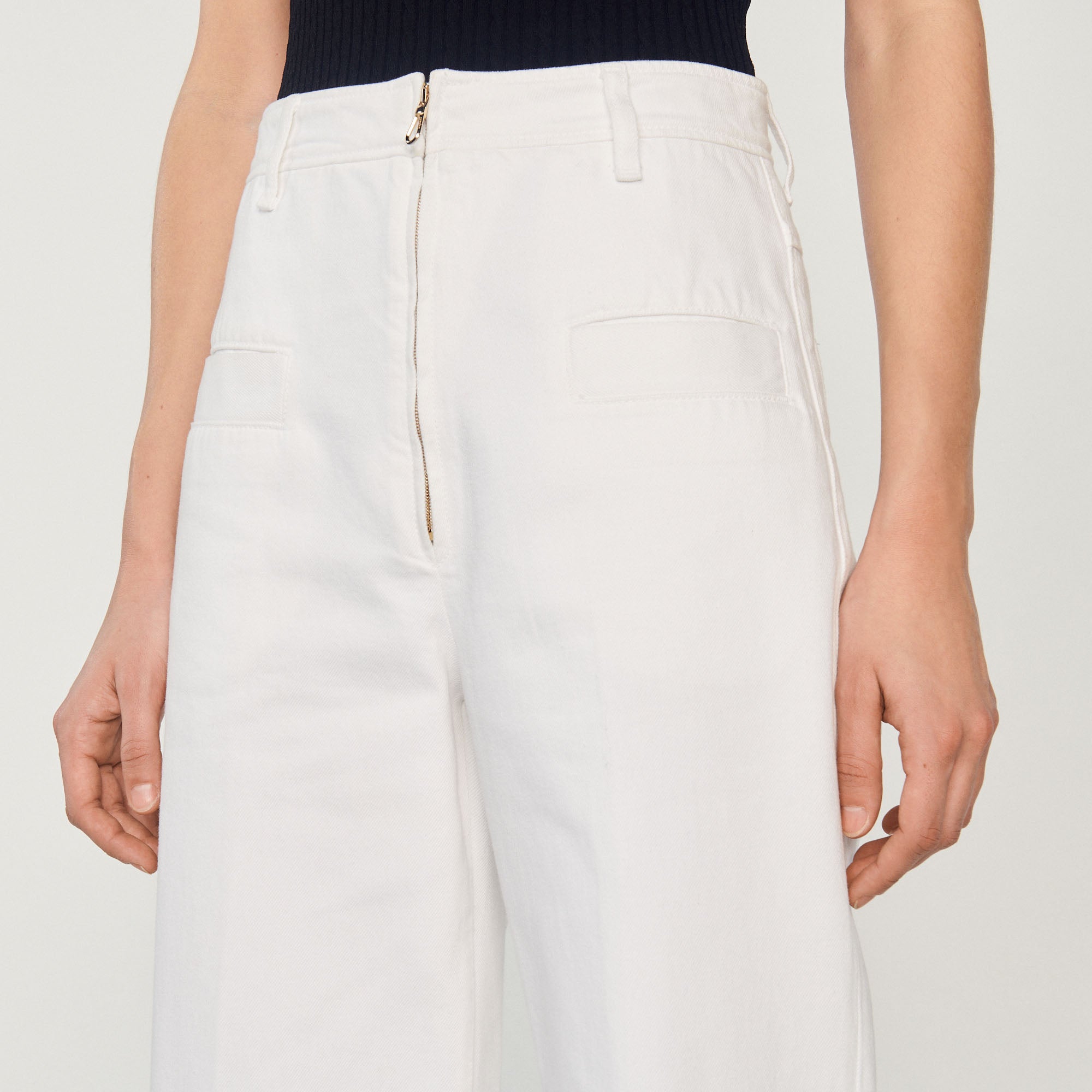 Pantalon large en toile Sandro seconde main