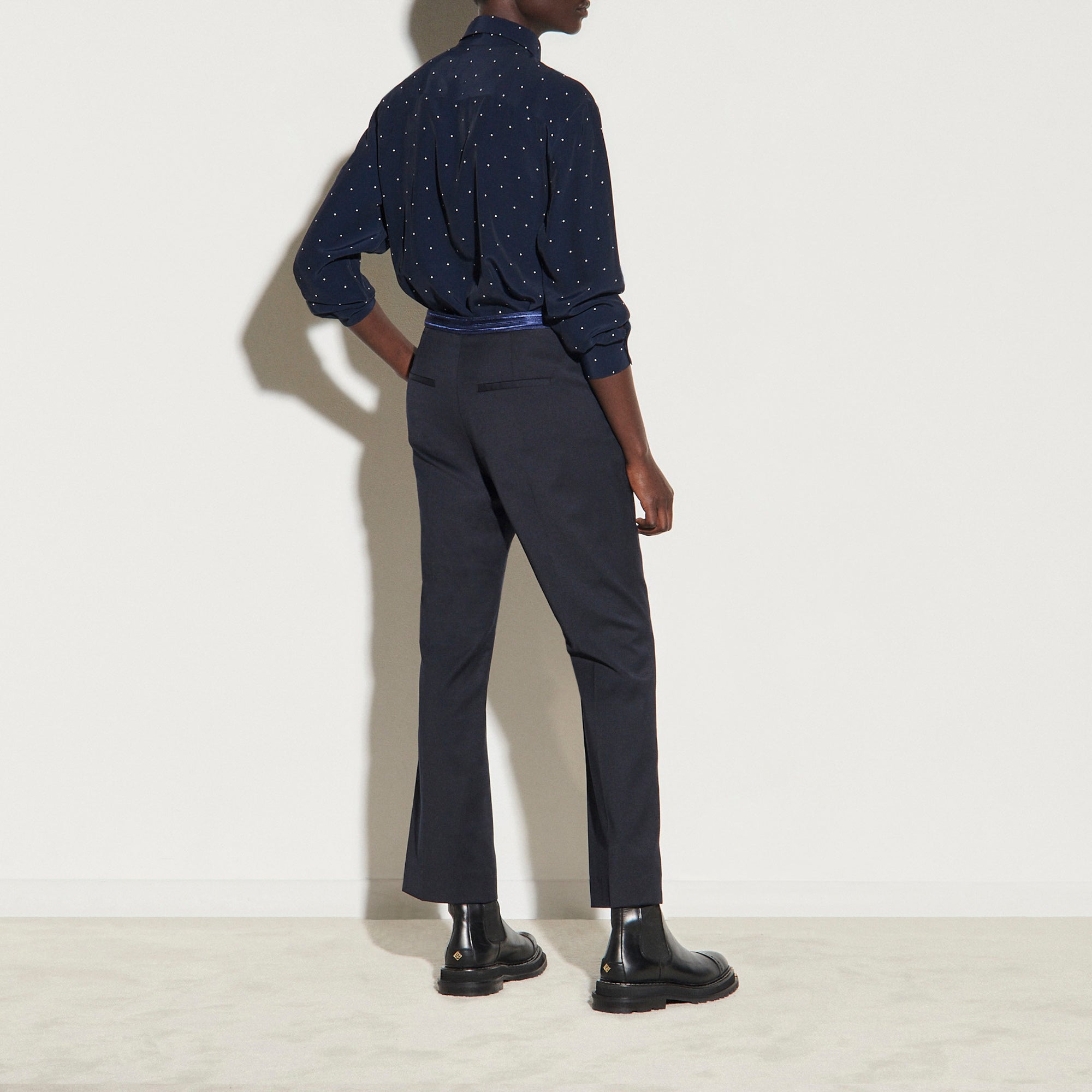 Pantalon droit avec galon à la taille Sandro seconde main