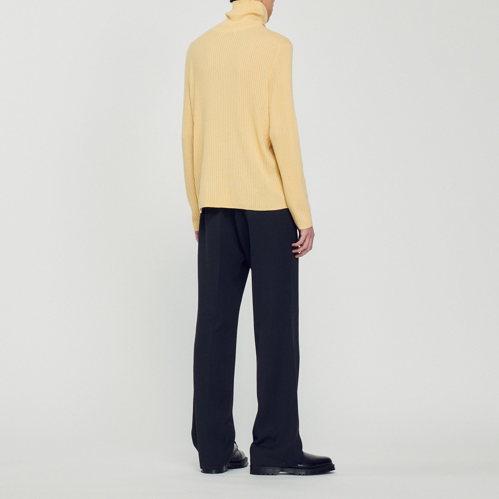 Pull col roulé Sandro seconde main