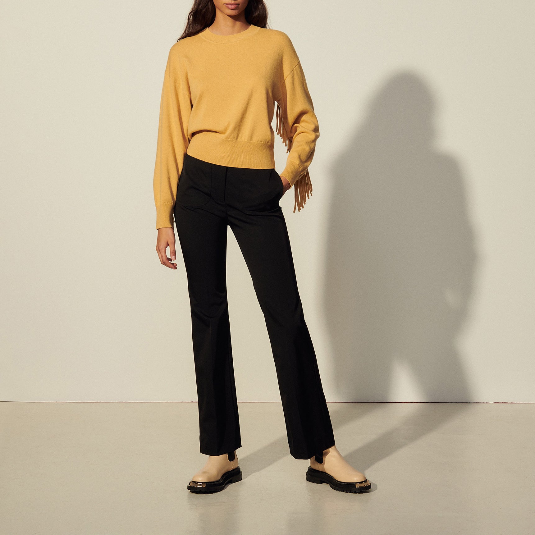 Pull en laine et cachemire avec franges Sandro seconde main