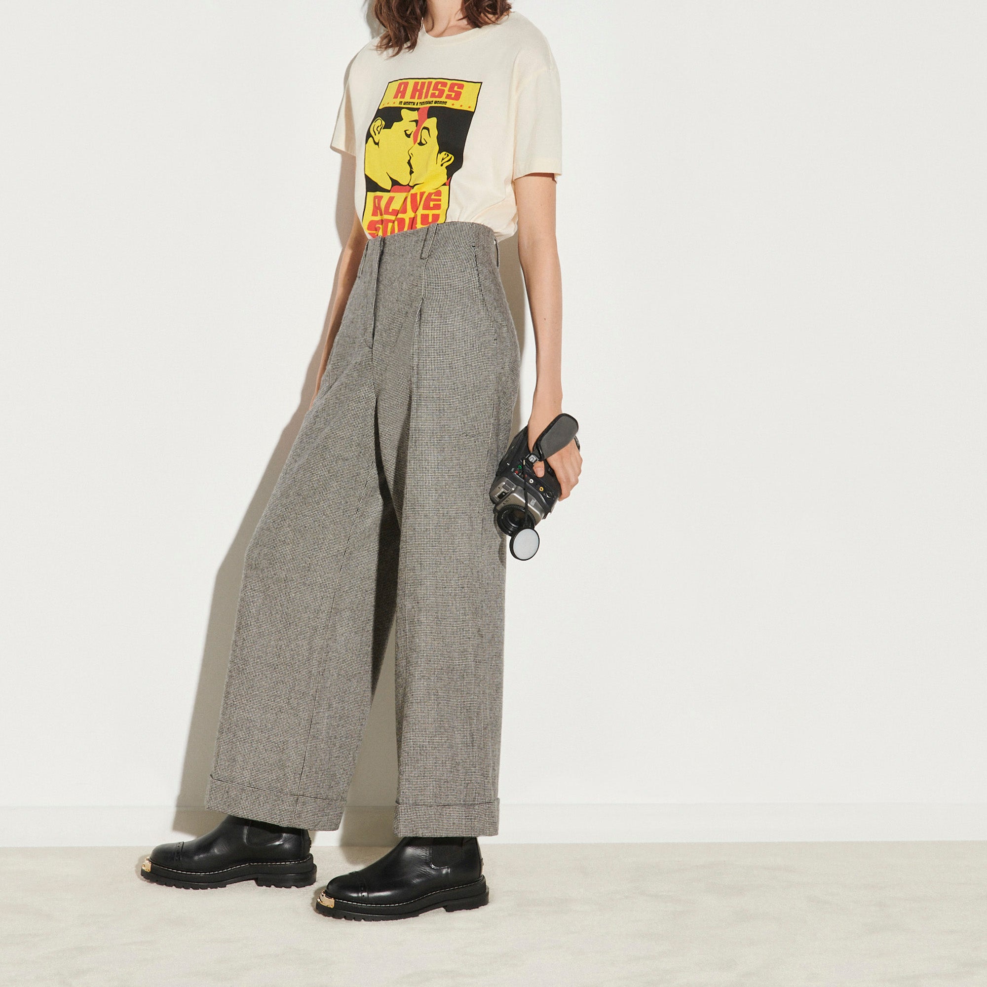 Pantalon large taille haute Sandro seconde main