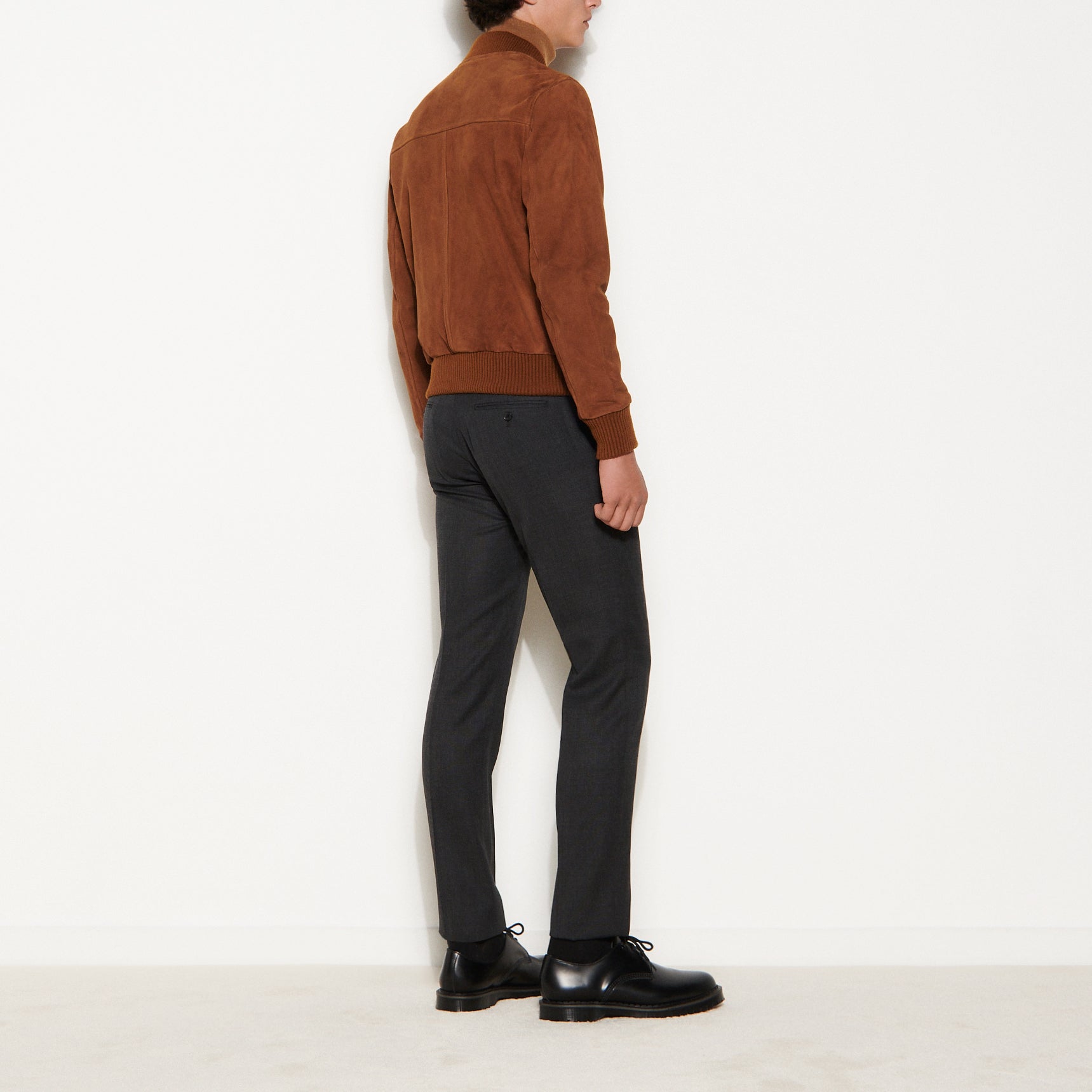 Blouson zippé en daim Sandro seconde main