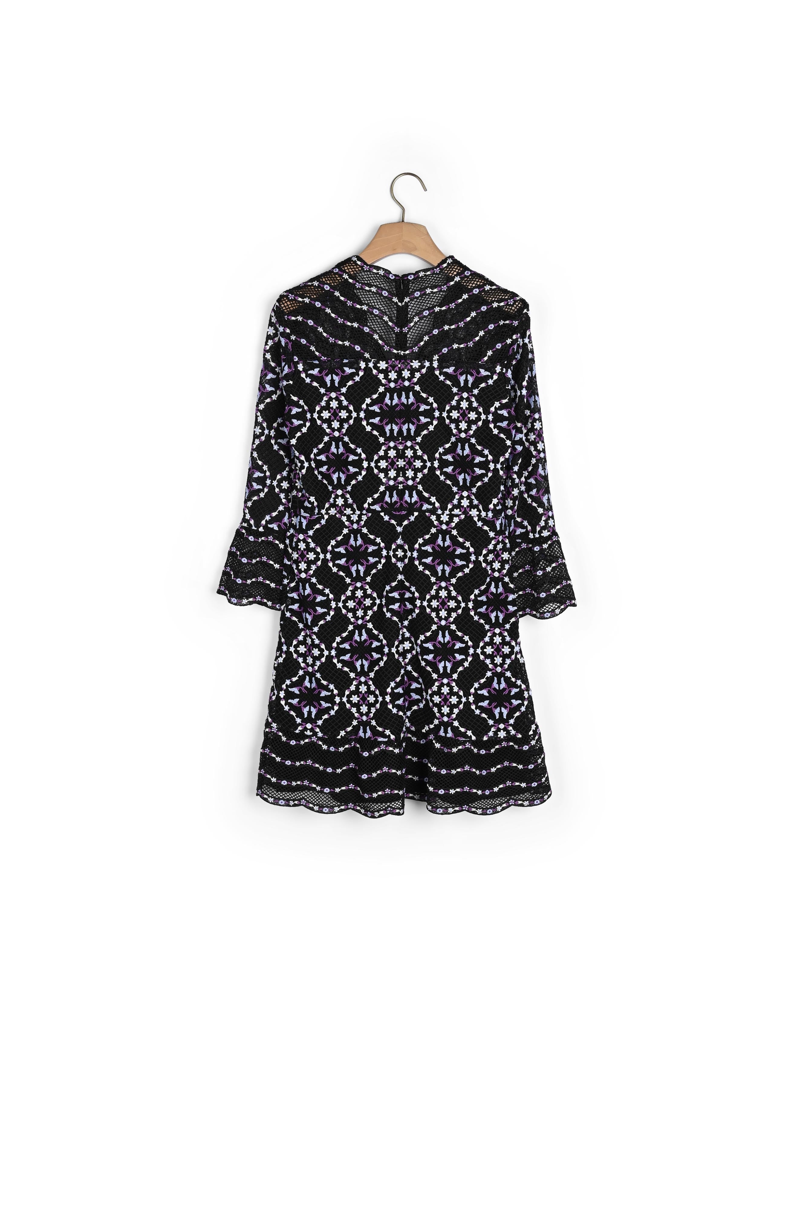 Robe courte en guipure Sandro seconde main