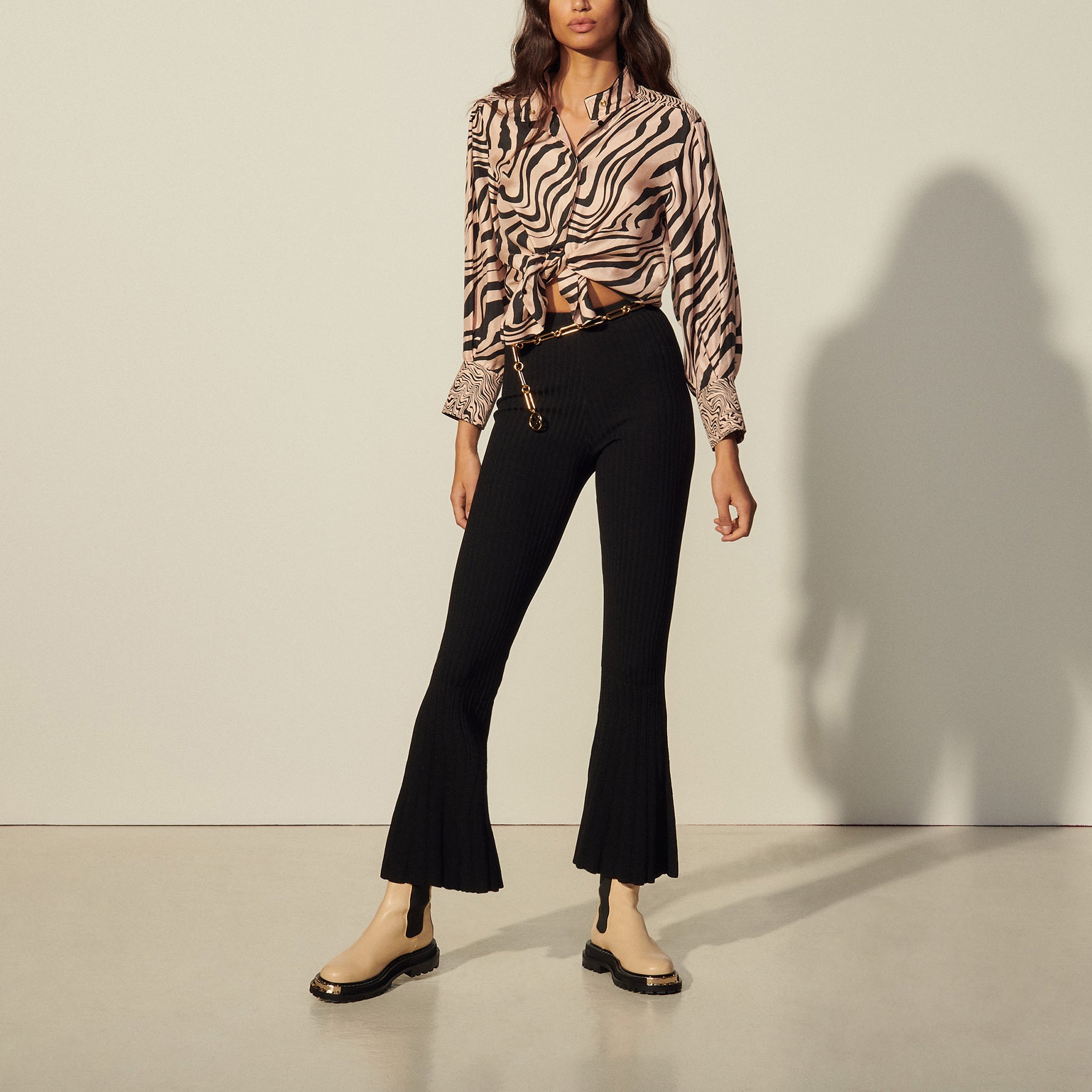 Pantalon évasé en Maille Sandro seconde main